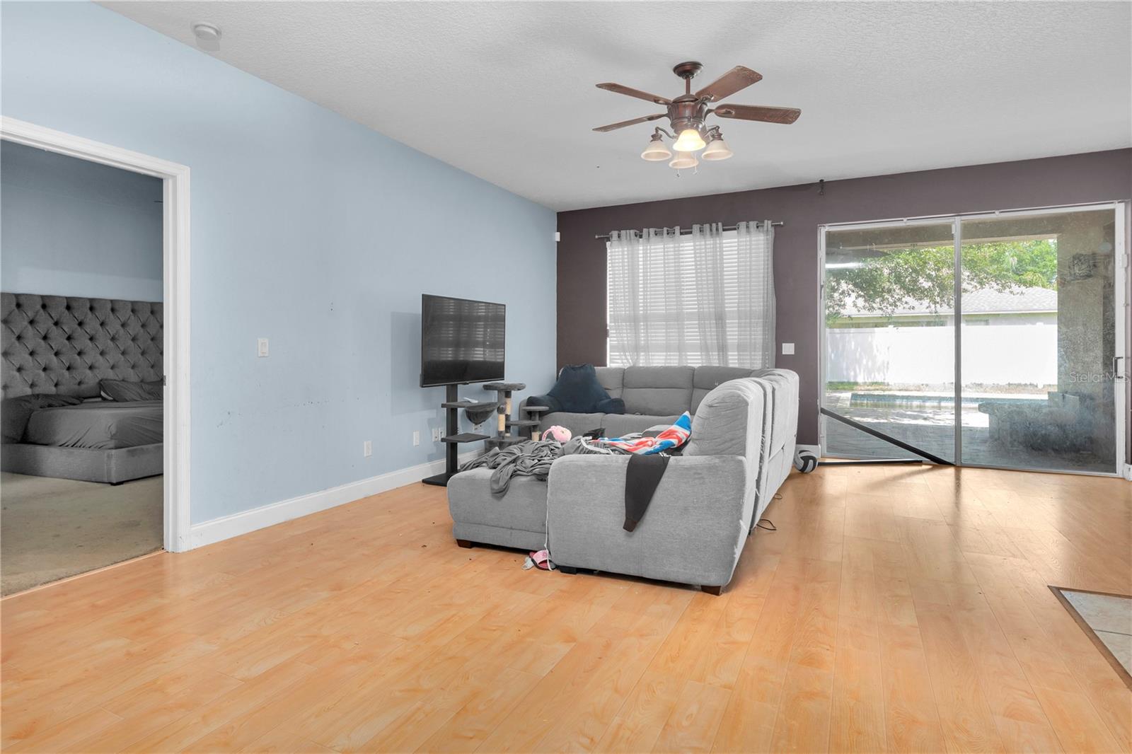 Image 10 of 33 For 4915 Lazy Oaks Way