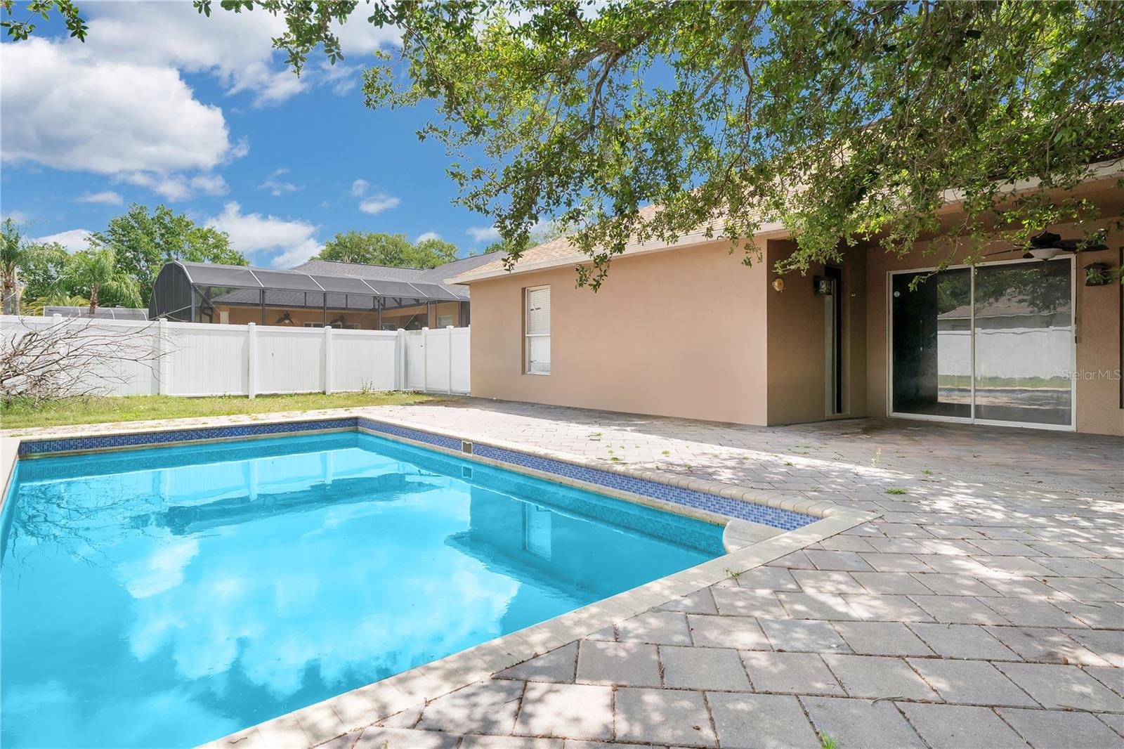 Image 29 of 33 For 4915 Lazy Oaks Way