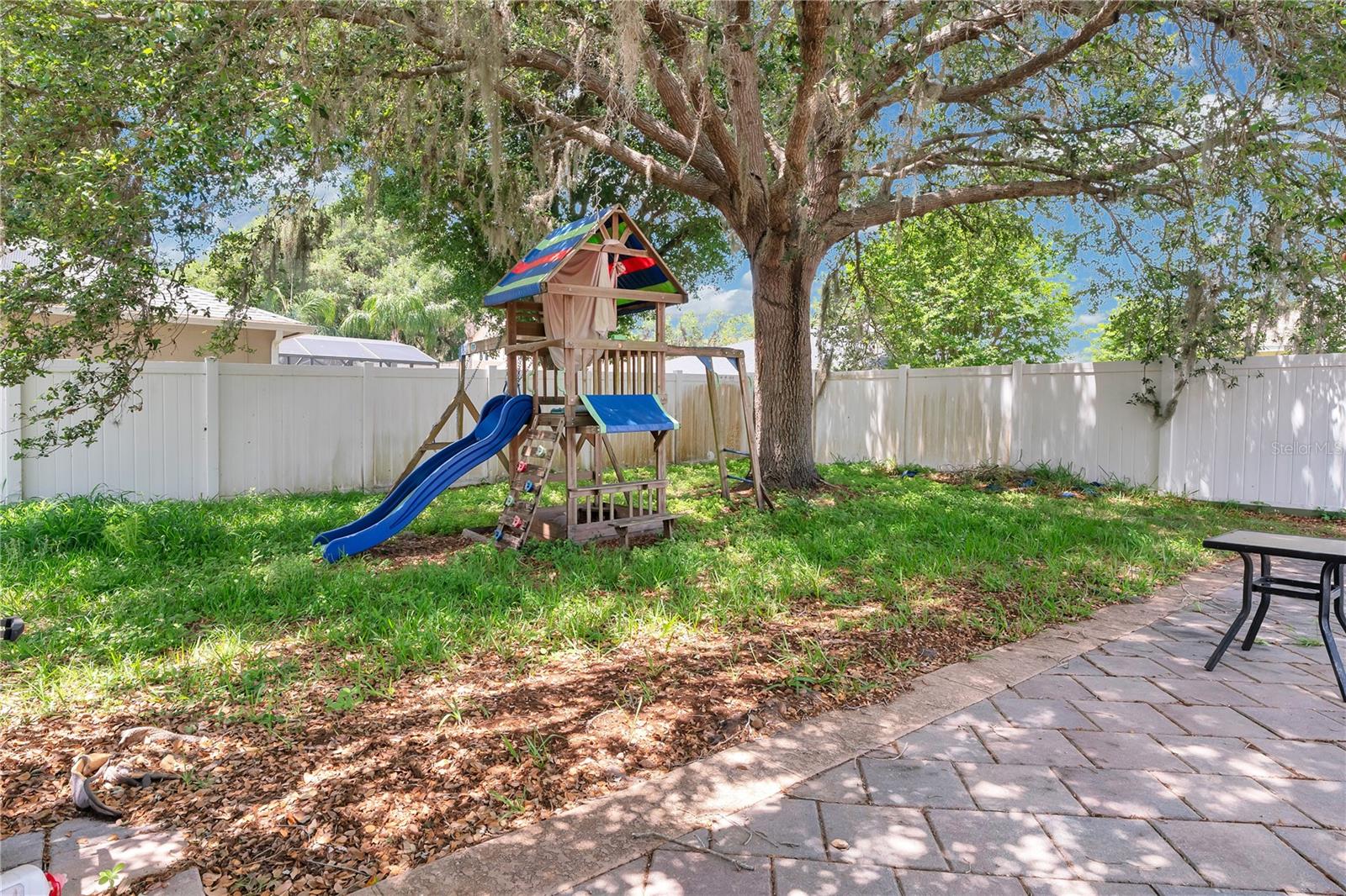 Image 30 of 33 For 4915 Lazy Oaks Way