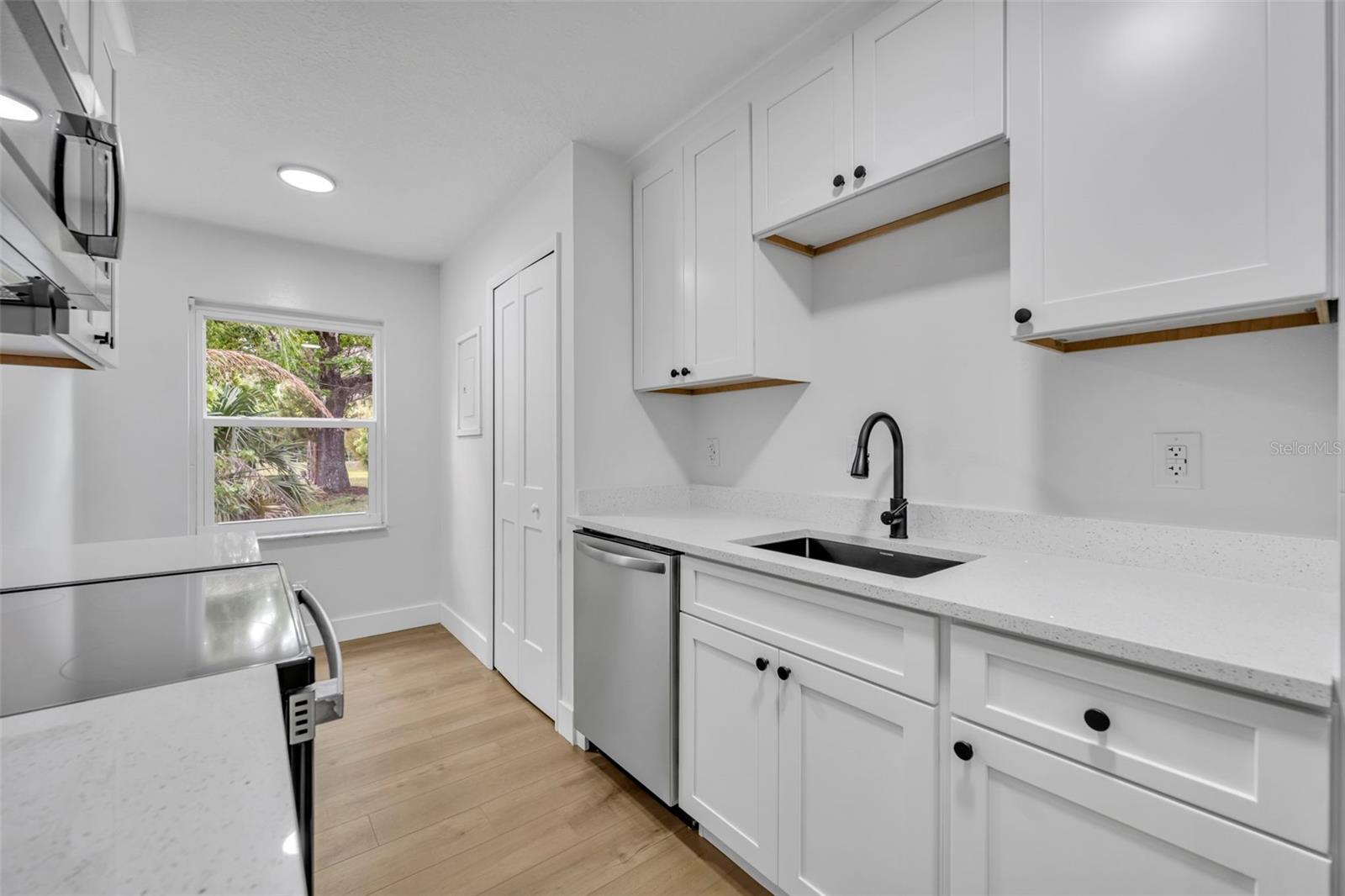 Image 10 of 33 For 292 3rd Street A And B