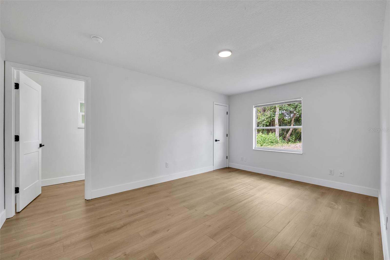 Image 13 of 33 For 292 3rd Street A And B