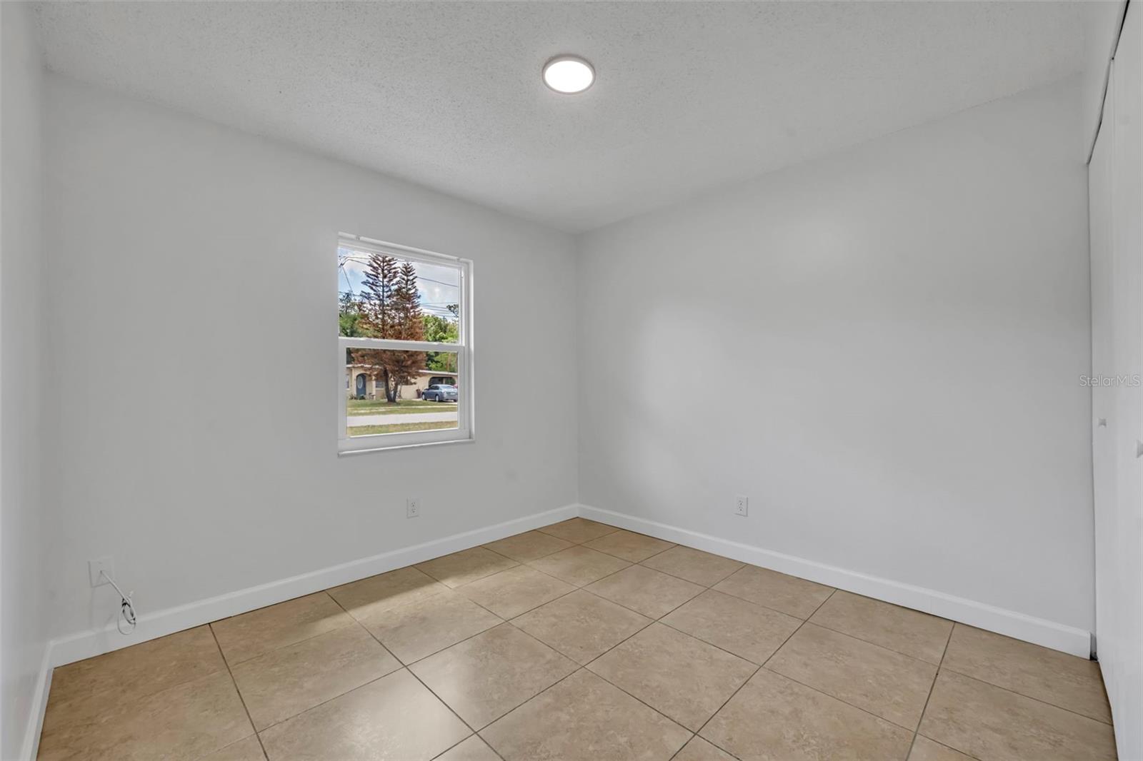 Image 28 of 33 For 292 3rd Street A And B