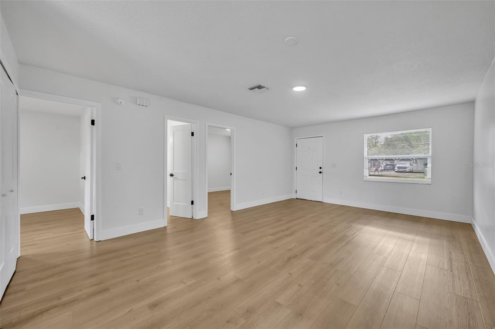 Image 5 of 33 For 292 3rd Street A And B