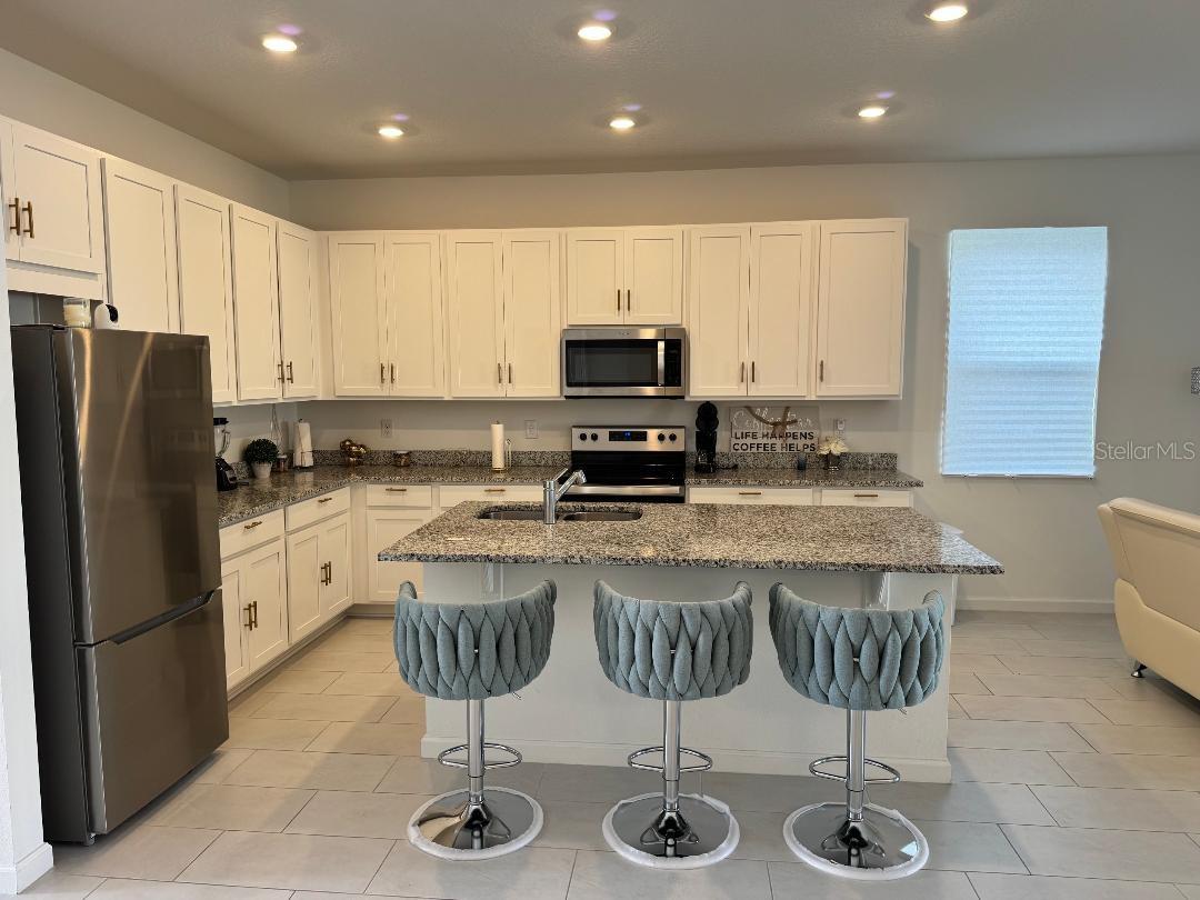 Image 8 of 23 For 441 Silver Palm Drive