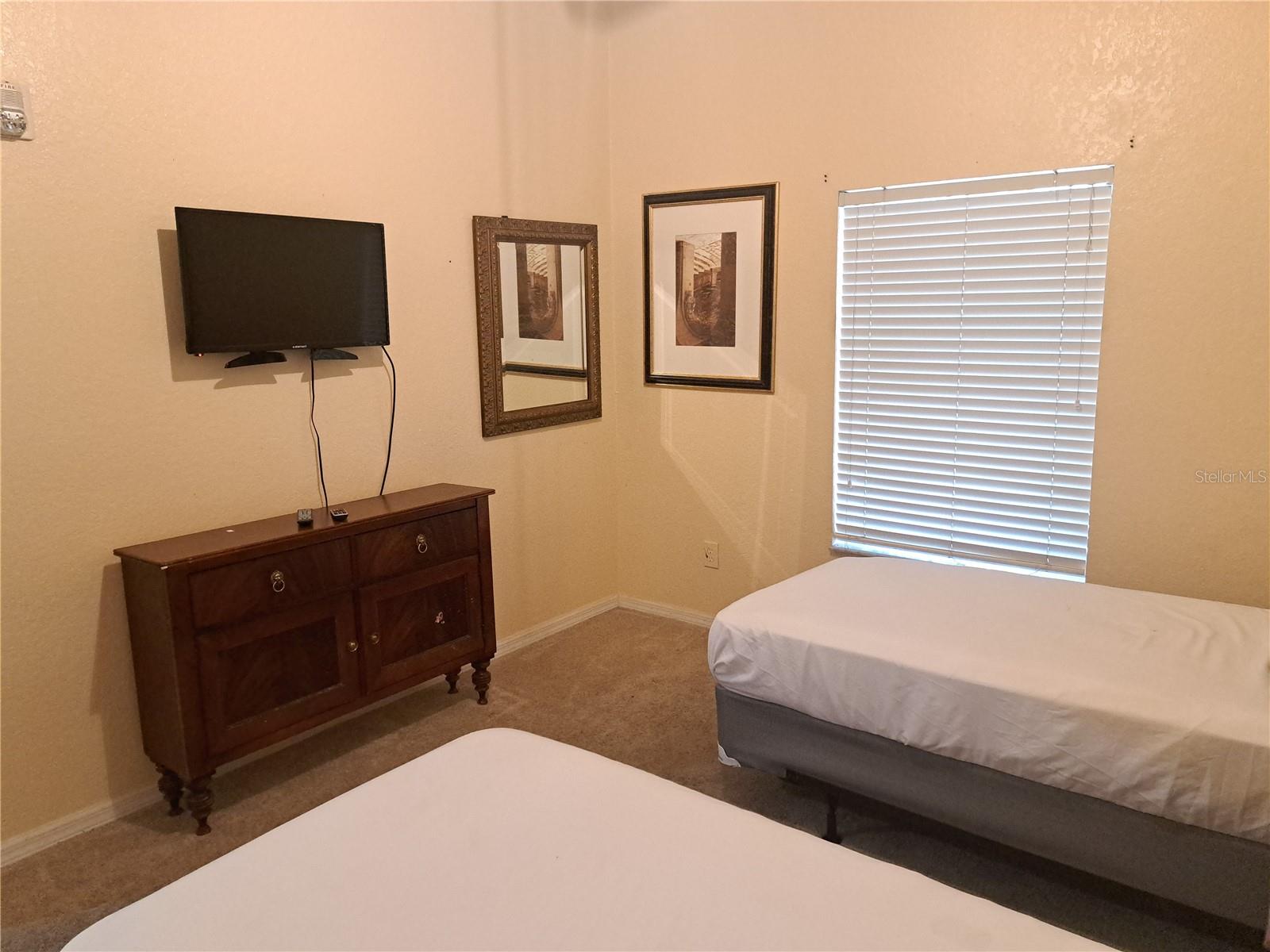 Image 11 of 23 For 304 New Providence  304