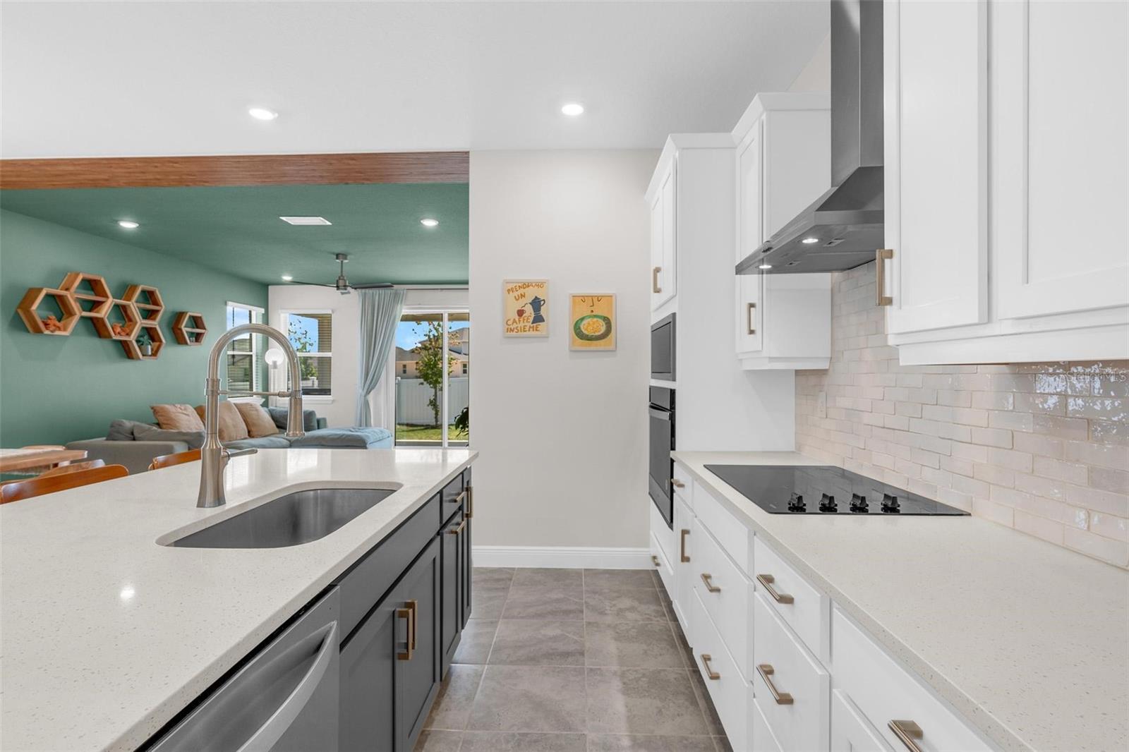 Image 11 of 37 For 2019 Sunshine Peak Drive