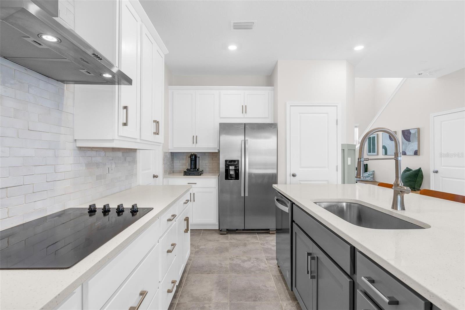 Image 14 of 37 For 2019 Sunshine Peak Drive