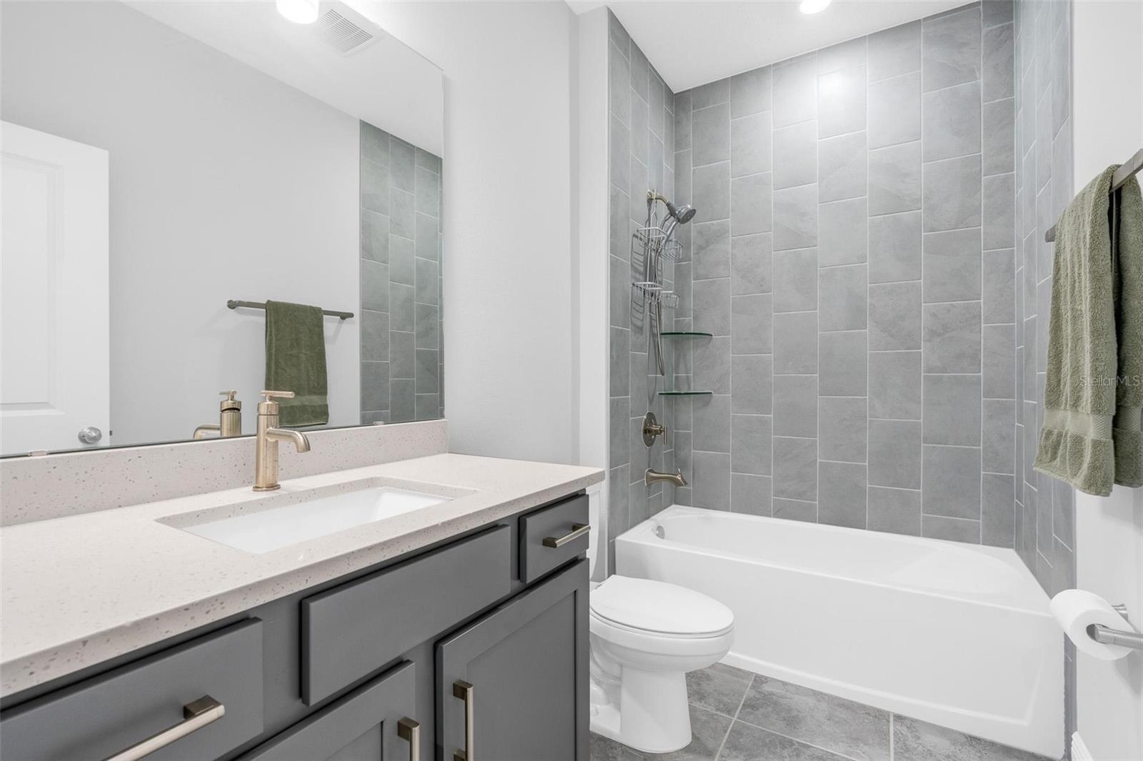 Image 27 of 37 For 2019 Sunshine Peak Drive