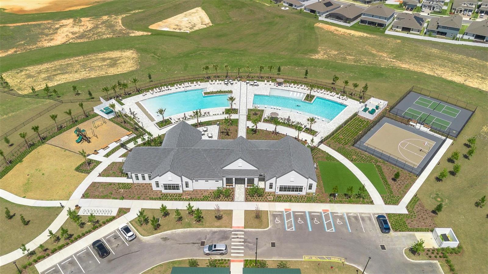 Image 35 of 37 For 2019 Sunshine Peak Drive