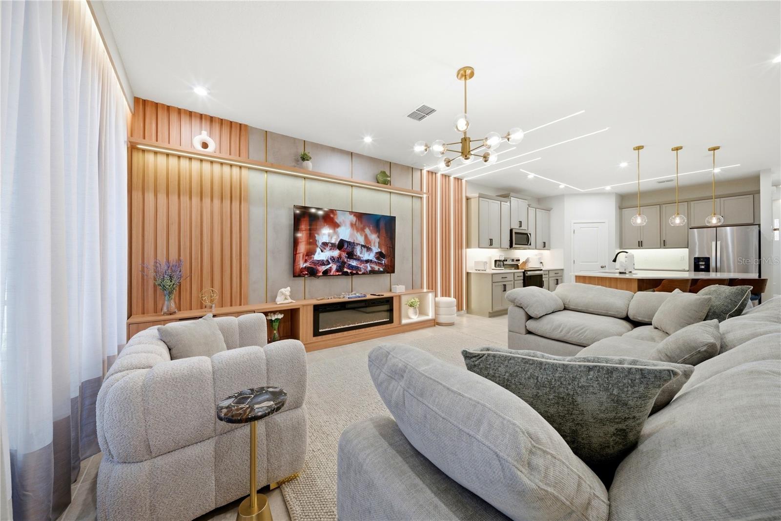 Image 16 of 67 For 2308 Distant Sun Trail