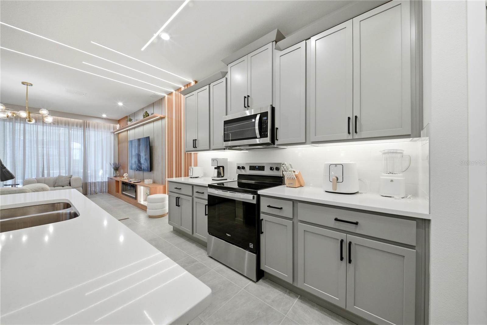 Image 19 of 67 For 2308 Distant Sun Trail