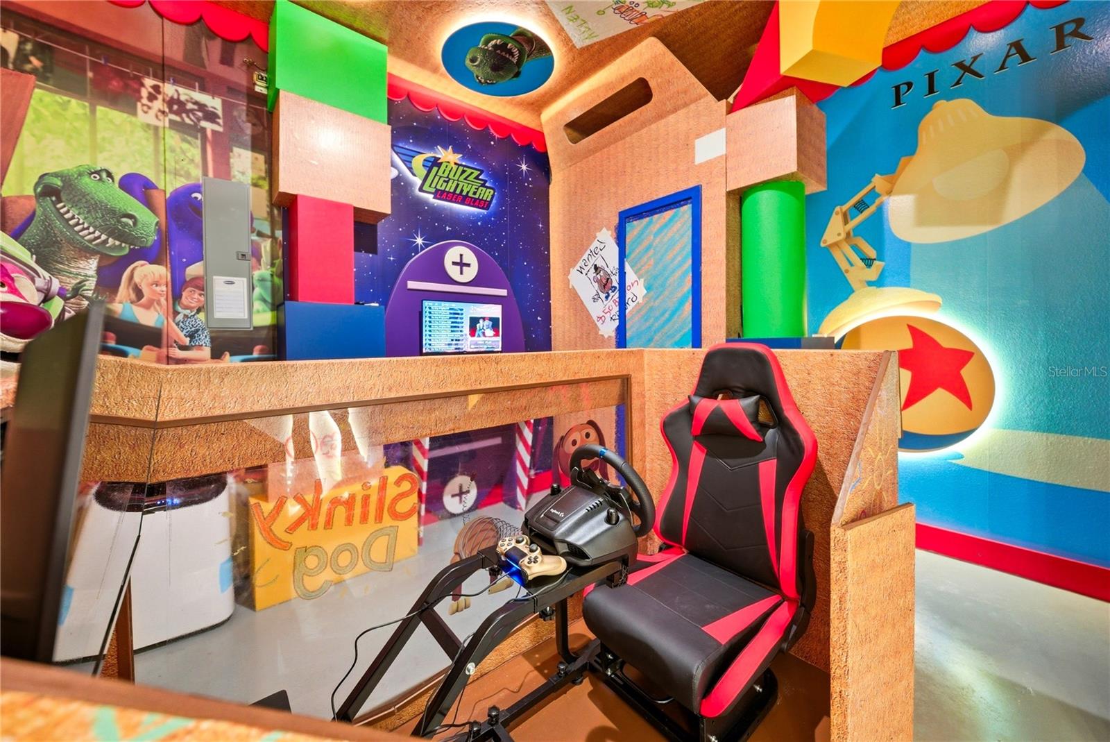 Image 33 of 67 For 2308 Distant Sun Trail