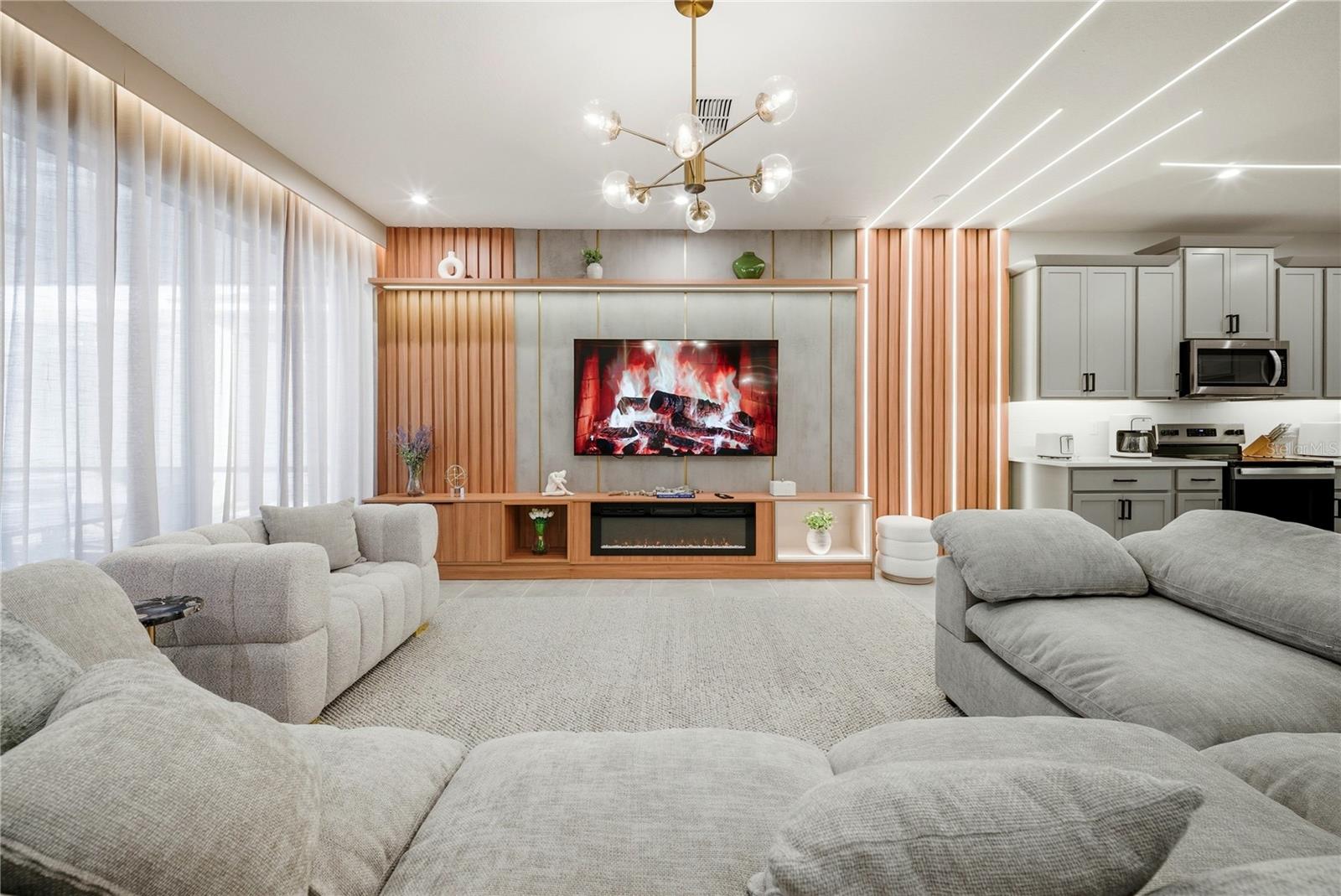 Image 4 of 67 For 2308 Distant Sun Trail