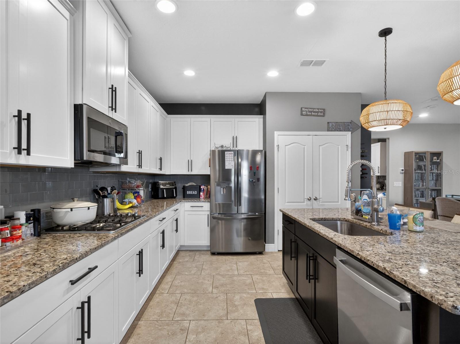 Image 22 of 42 For 4318 Tigris Drive