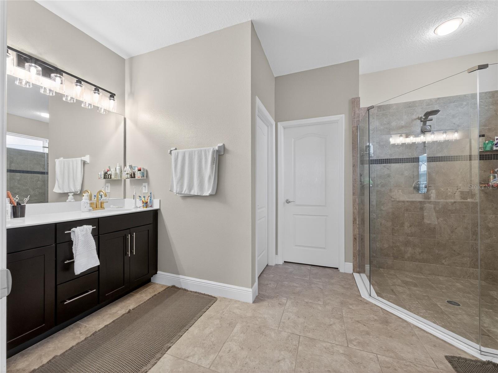 Image 29 of 42 For 4318 Tigris Drive