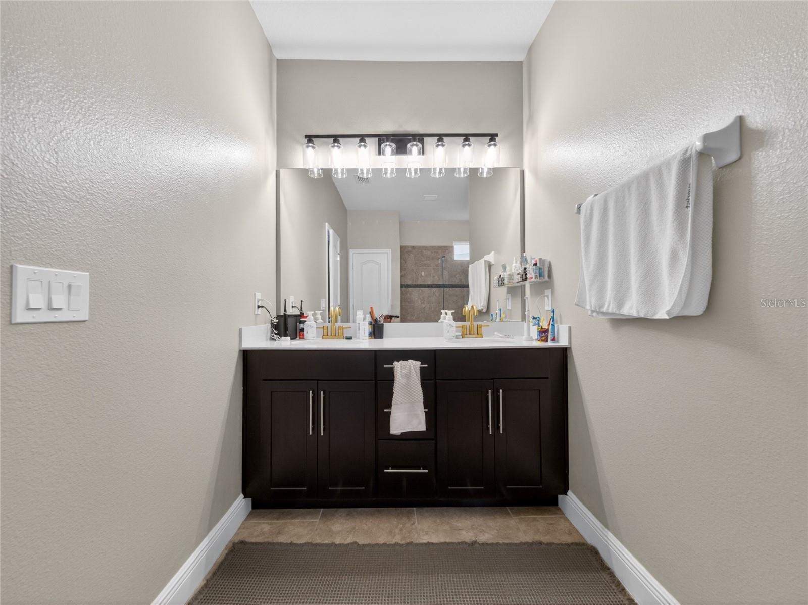 Image 31 of 42 For 4318 Tigris Drive