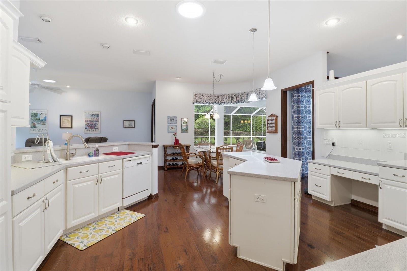 Image 13 of 49 For 8610 196th Avenue Road