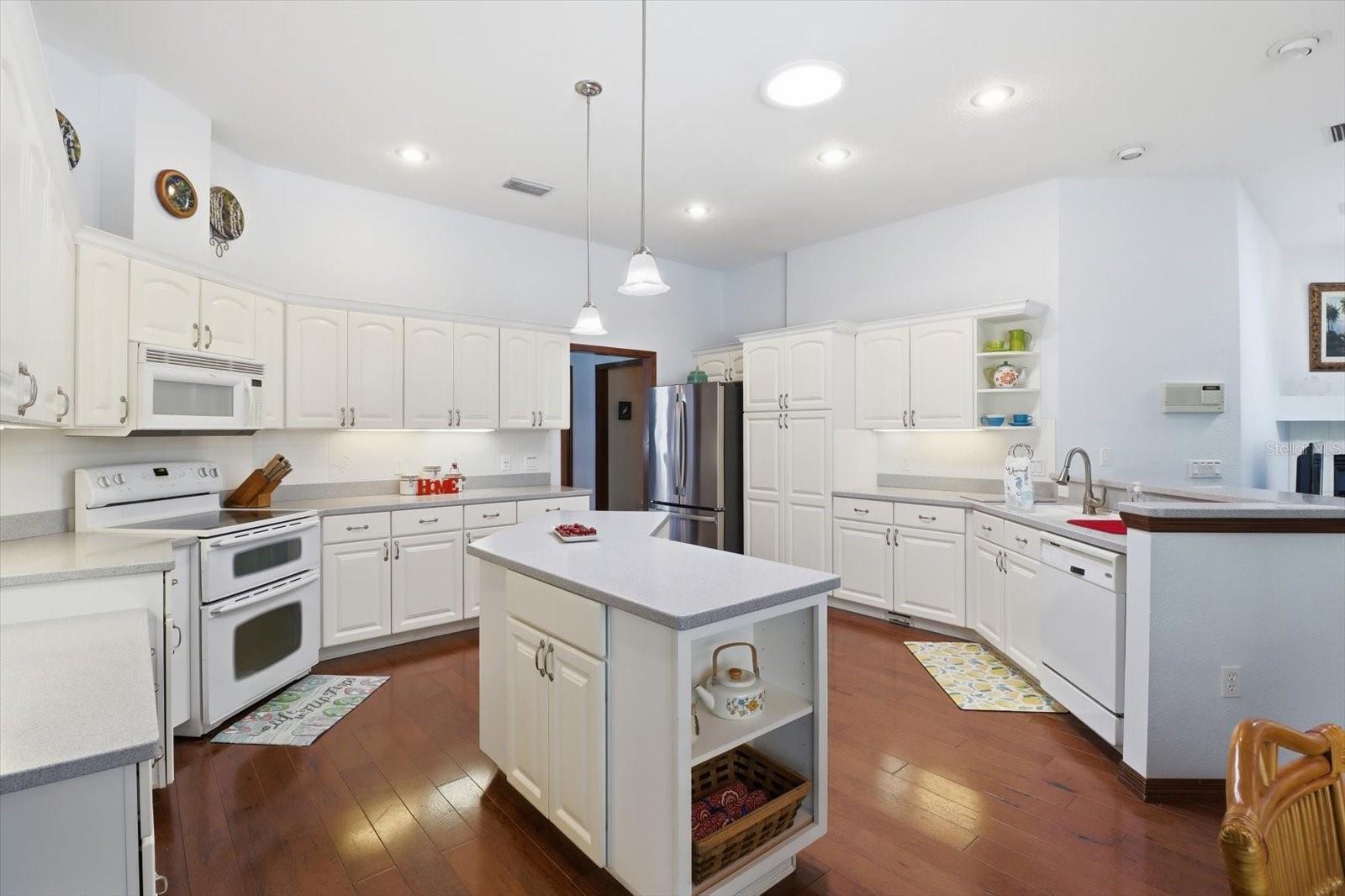 Image 15 of 49 For 8610 196th Avenue Road