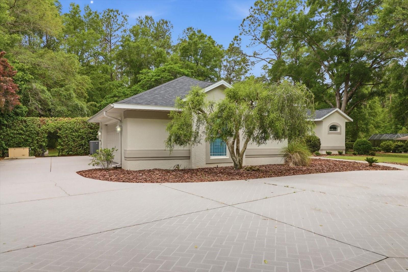 Image 3 of 49 For 8610 196th Avenue Road
