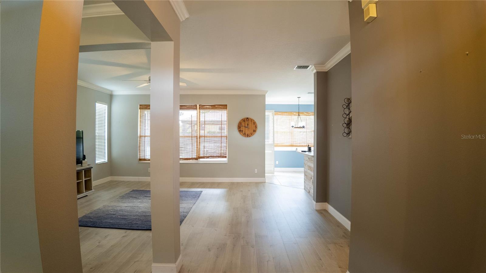 Image 3 of 38 For 2507 Walnut Heights Road