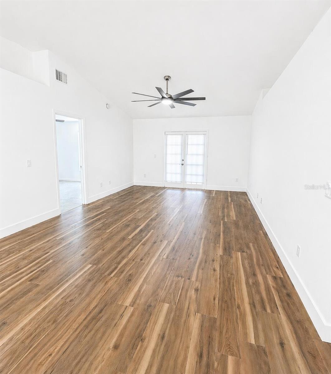 Image 6 of 21 For 101 Diamond Ridge Boulevard