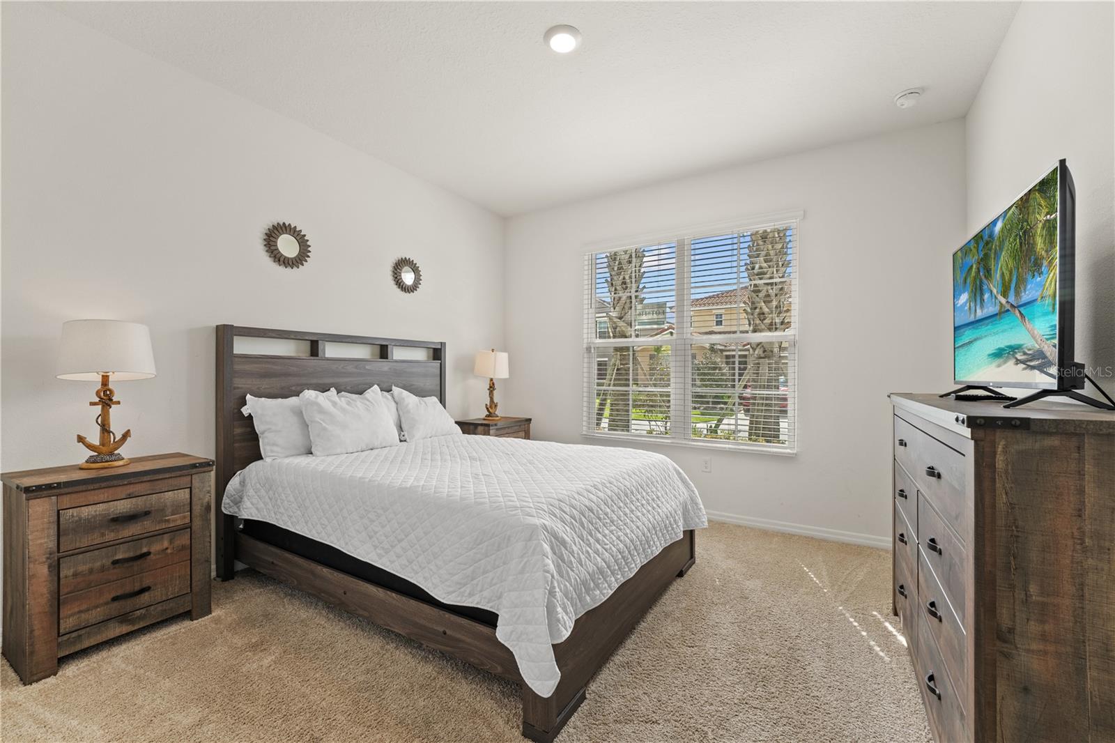 Image 30 of 55 For 7630 Oakmoss Loop