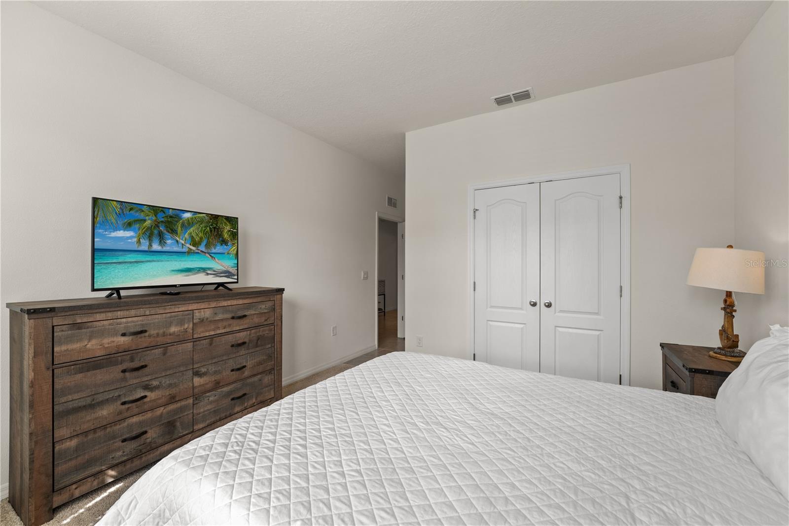 Image 31 of 55 For 7630 Oakmoss Loop