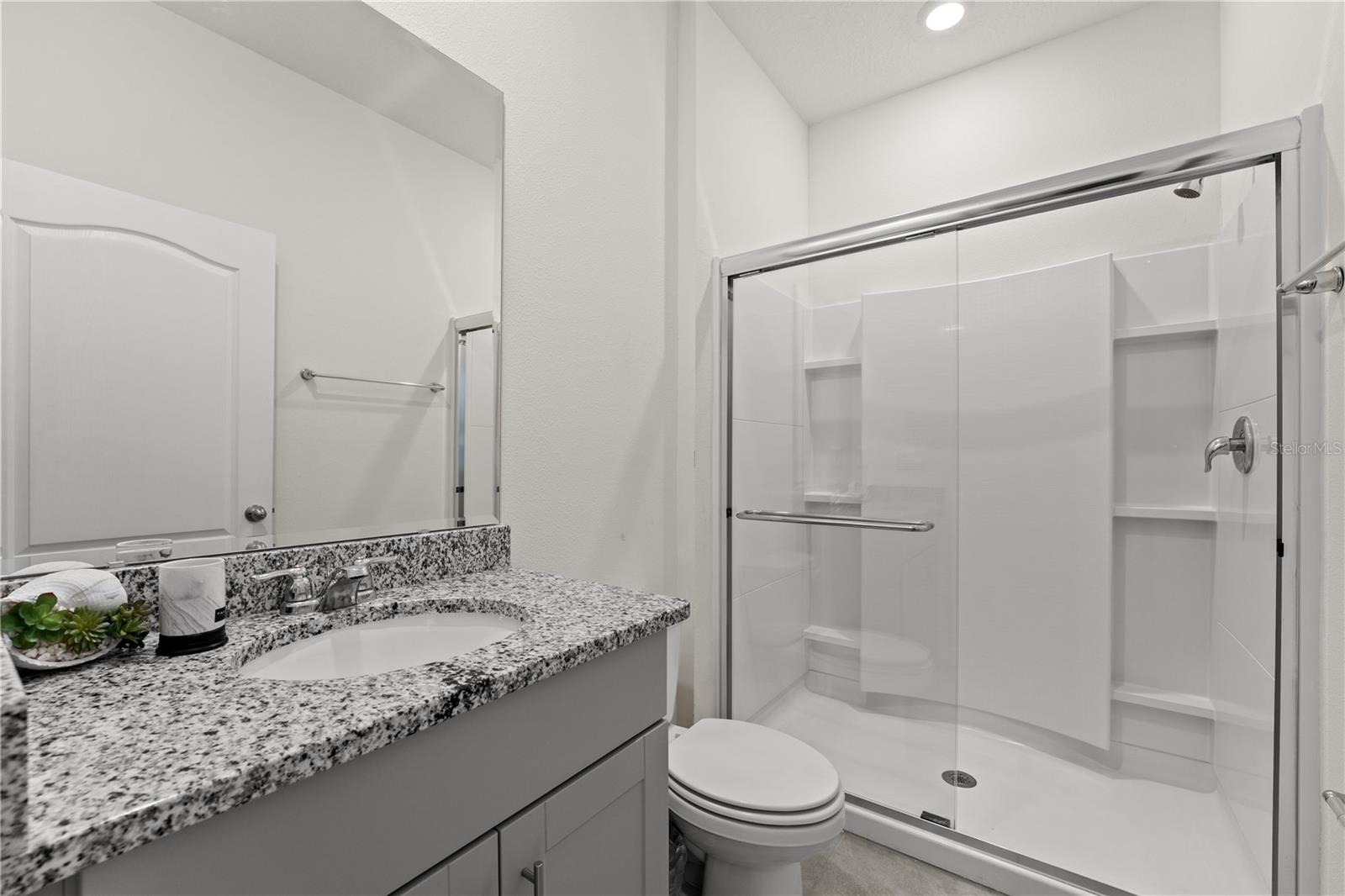 Image 32 of 55 For 7630 Oakmoss Loop