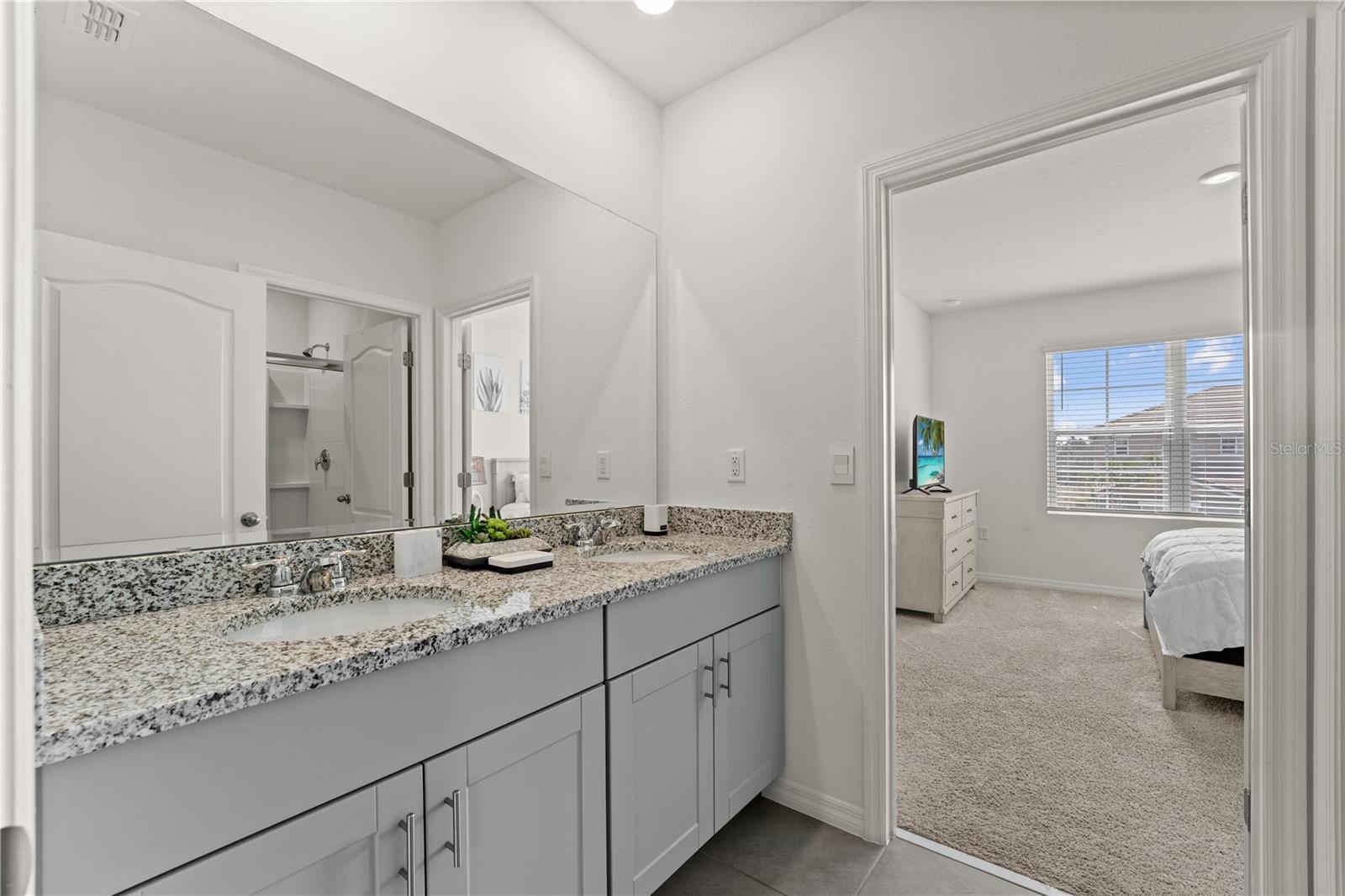 Image 47 of 55 For 7630 Oakmoss Loop