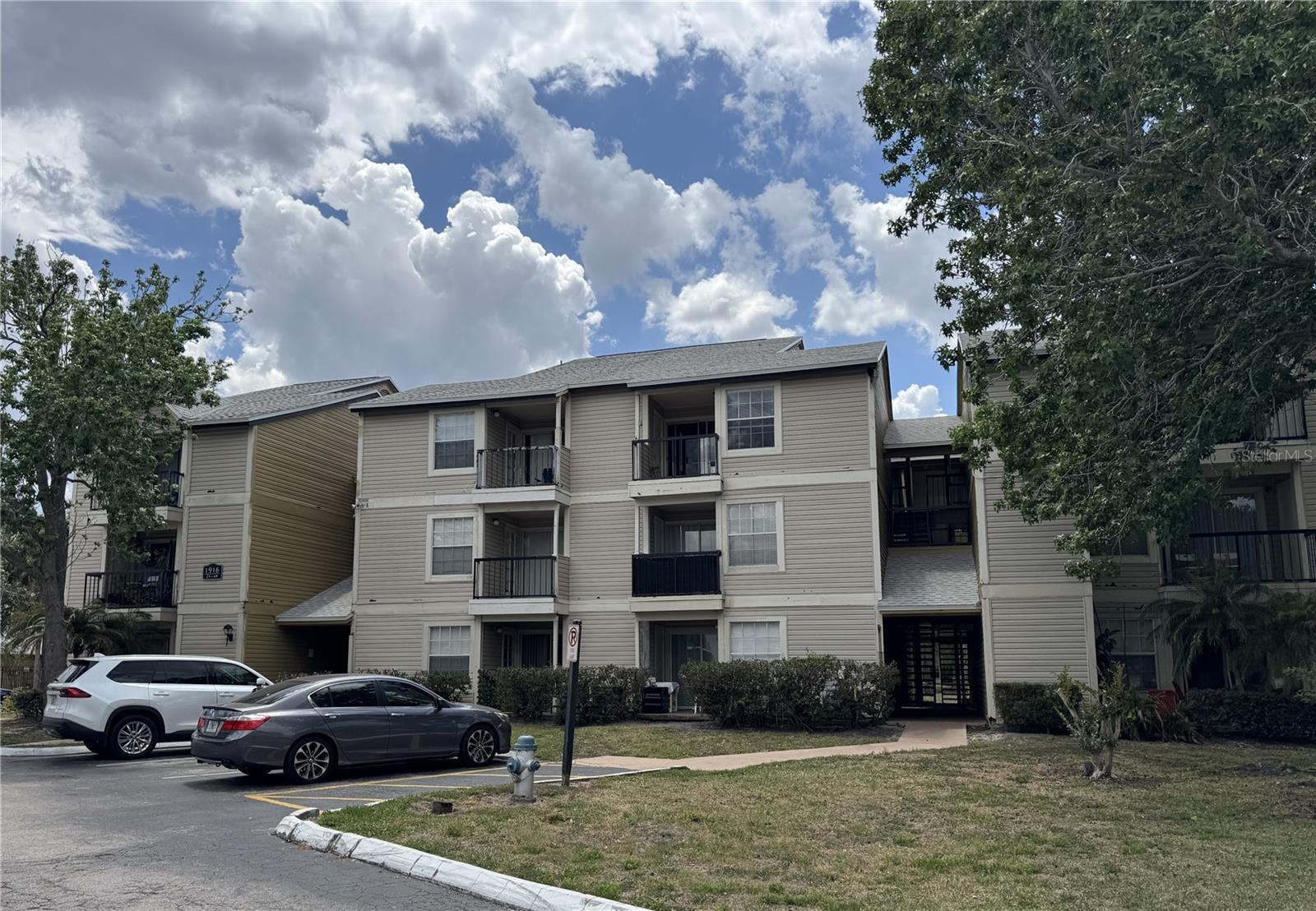 Details for 1916 Lake Atriums Circle 32, ORLANDO, FL 32839