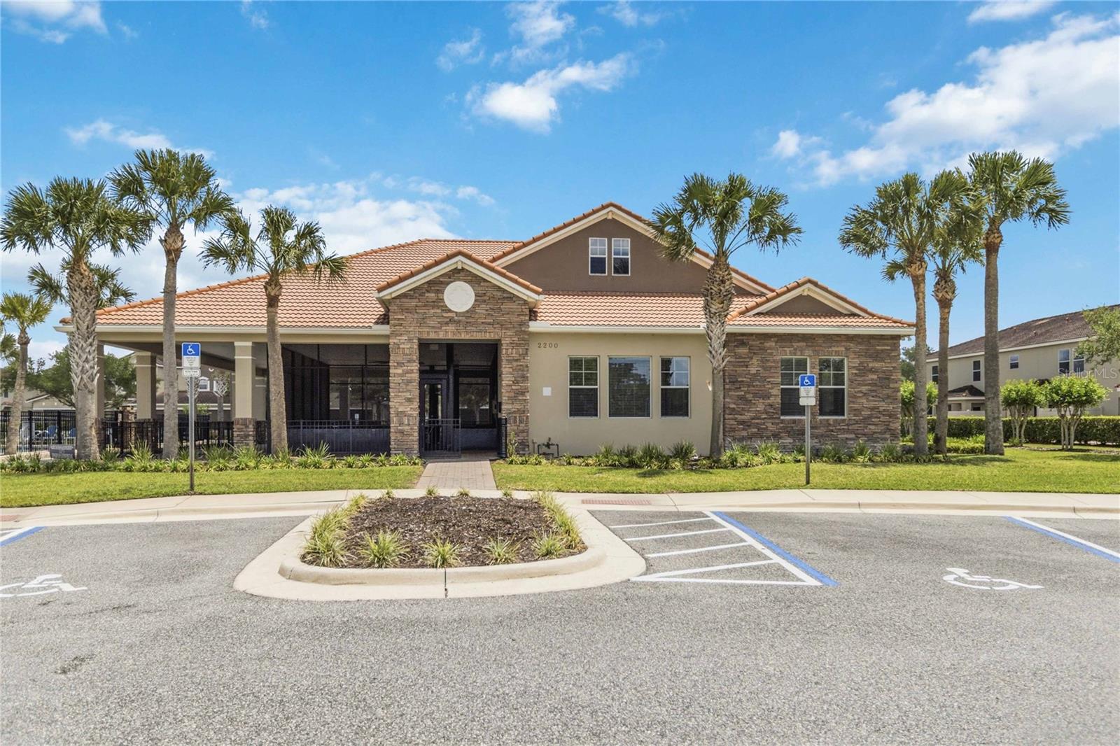 Image 13 of 39 For 2107 Velvet Leaf Drive