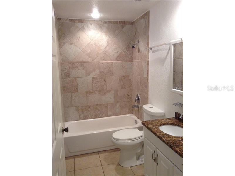 Image 14 of 17 For 3975 Versailles Drive 3975f