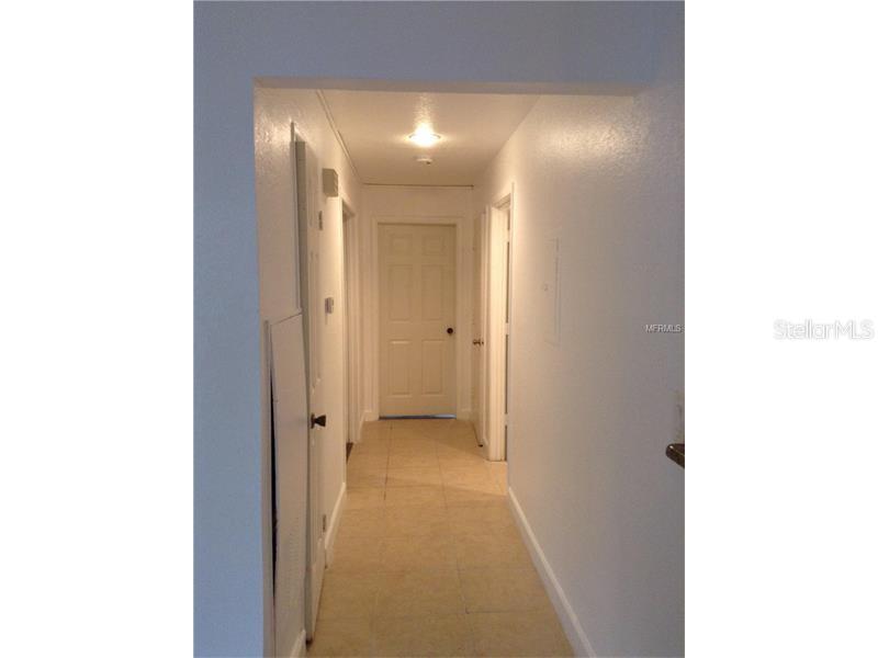 Image 4 of 17 For 3975 Versailles Drive 3975f