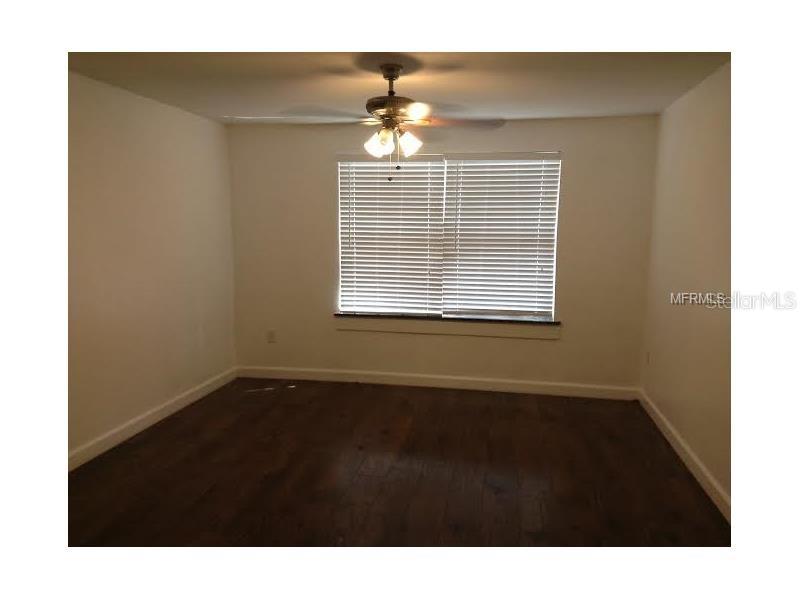 Image 9 of 17 For 3975 Versailles Drive 3975f