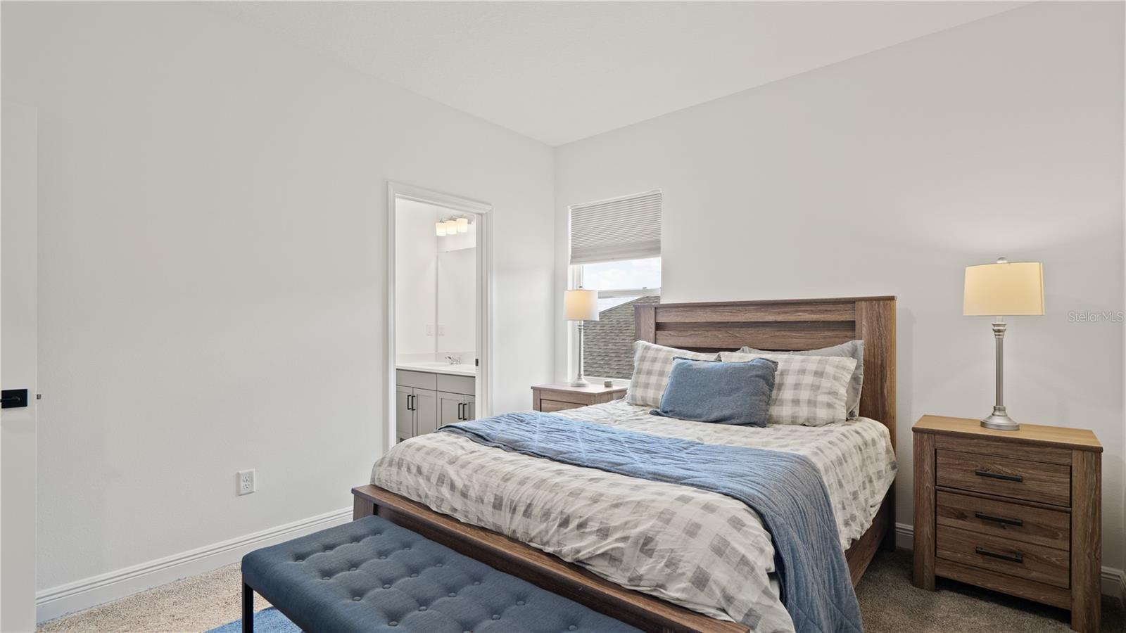 Image 20 of 75 For 15239 Lake Lamonia Street