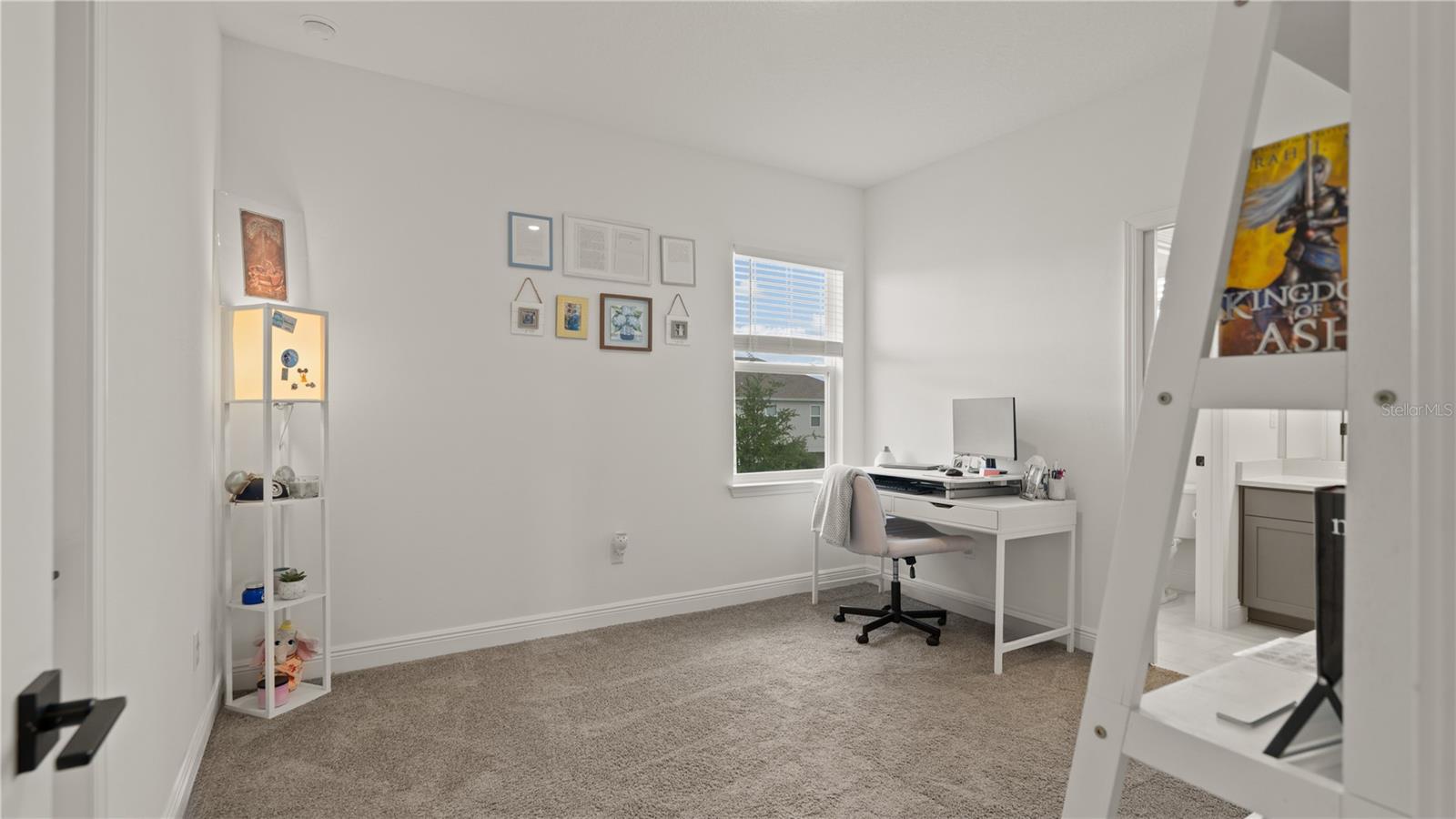 Image 23 of 75 For 15239 Lake Lamonia Street