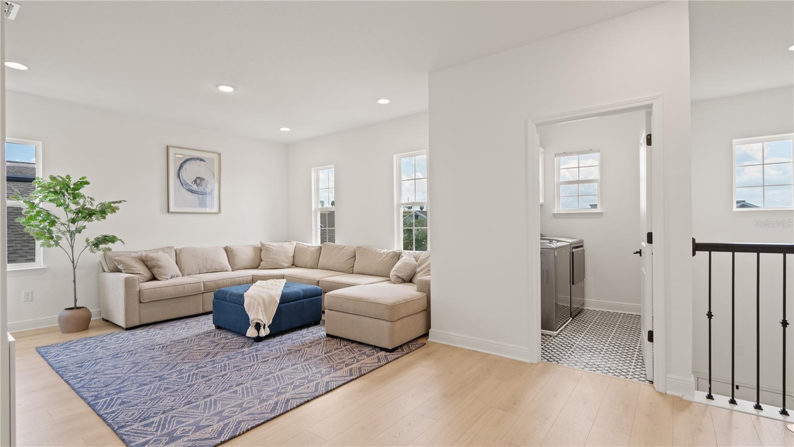 Image 31 of 75 For 15239 Lake Lamonia Street