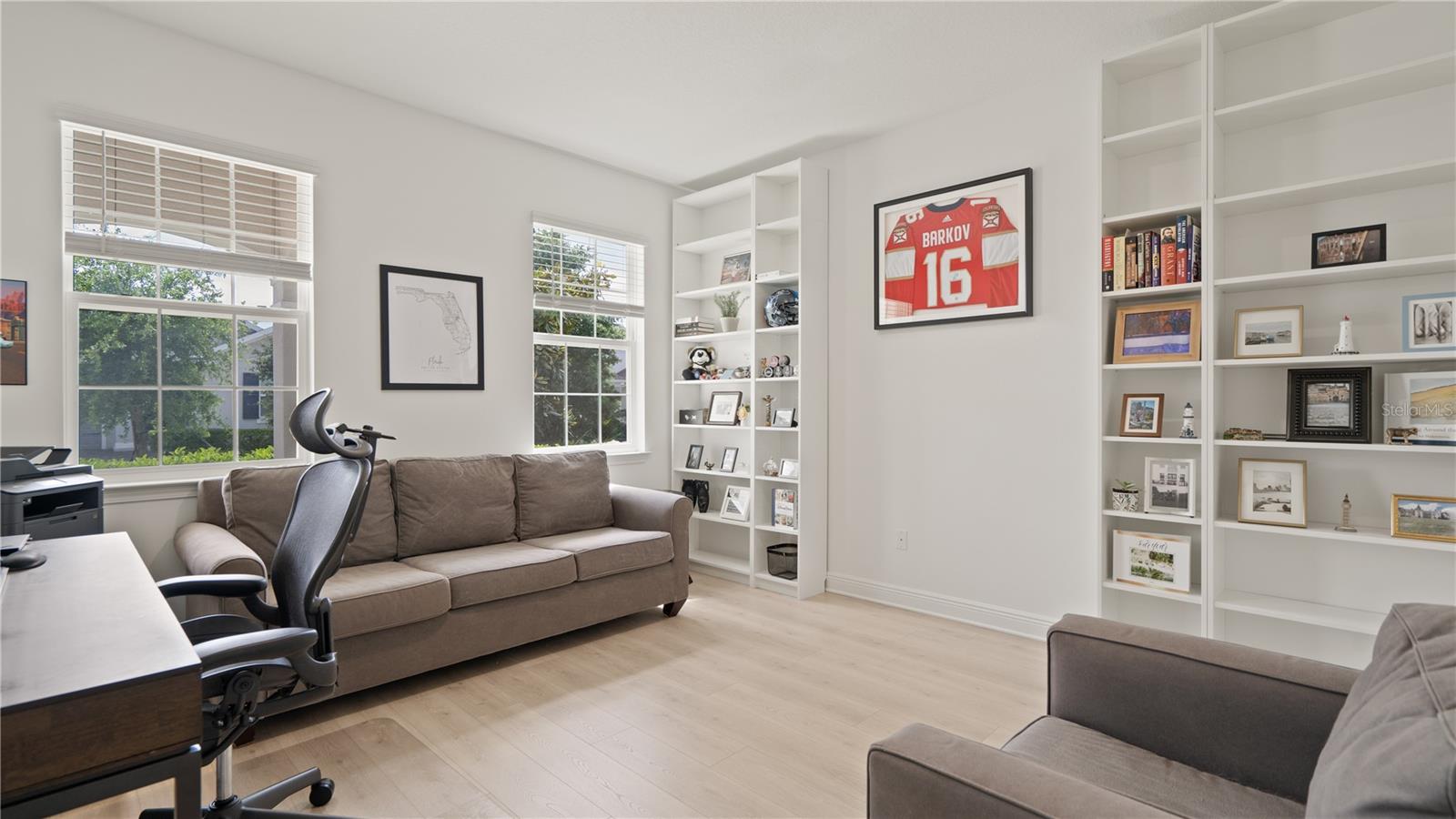 Image 33 of 75 For 15239 Lake Lamonia Street