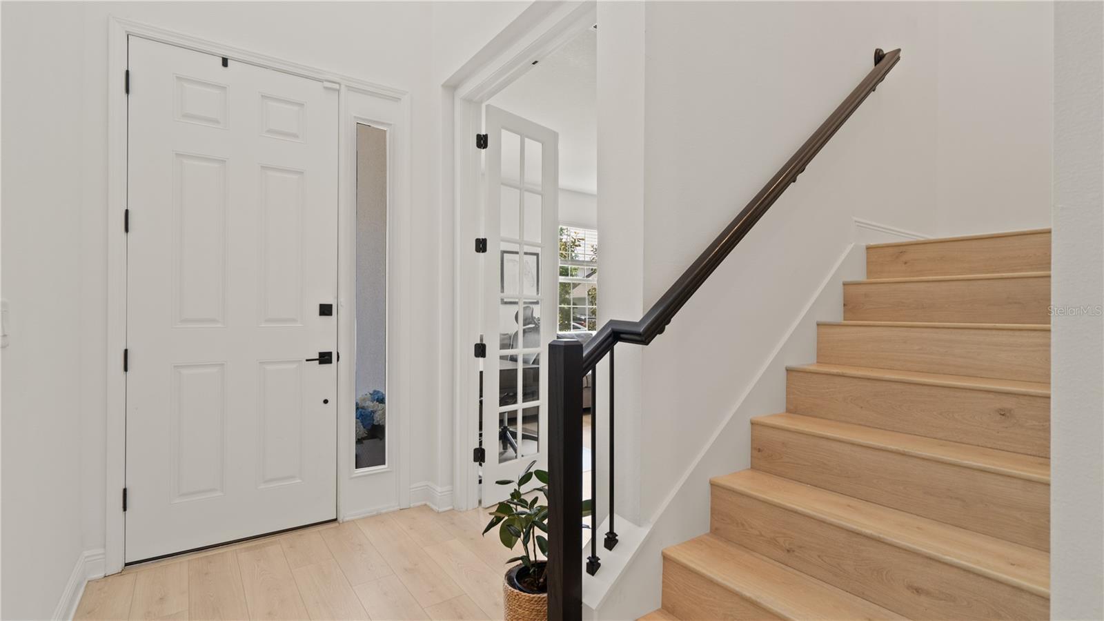 Image 39 of 75 For 15239 Lake Lamonia Street