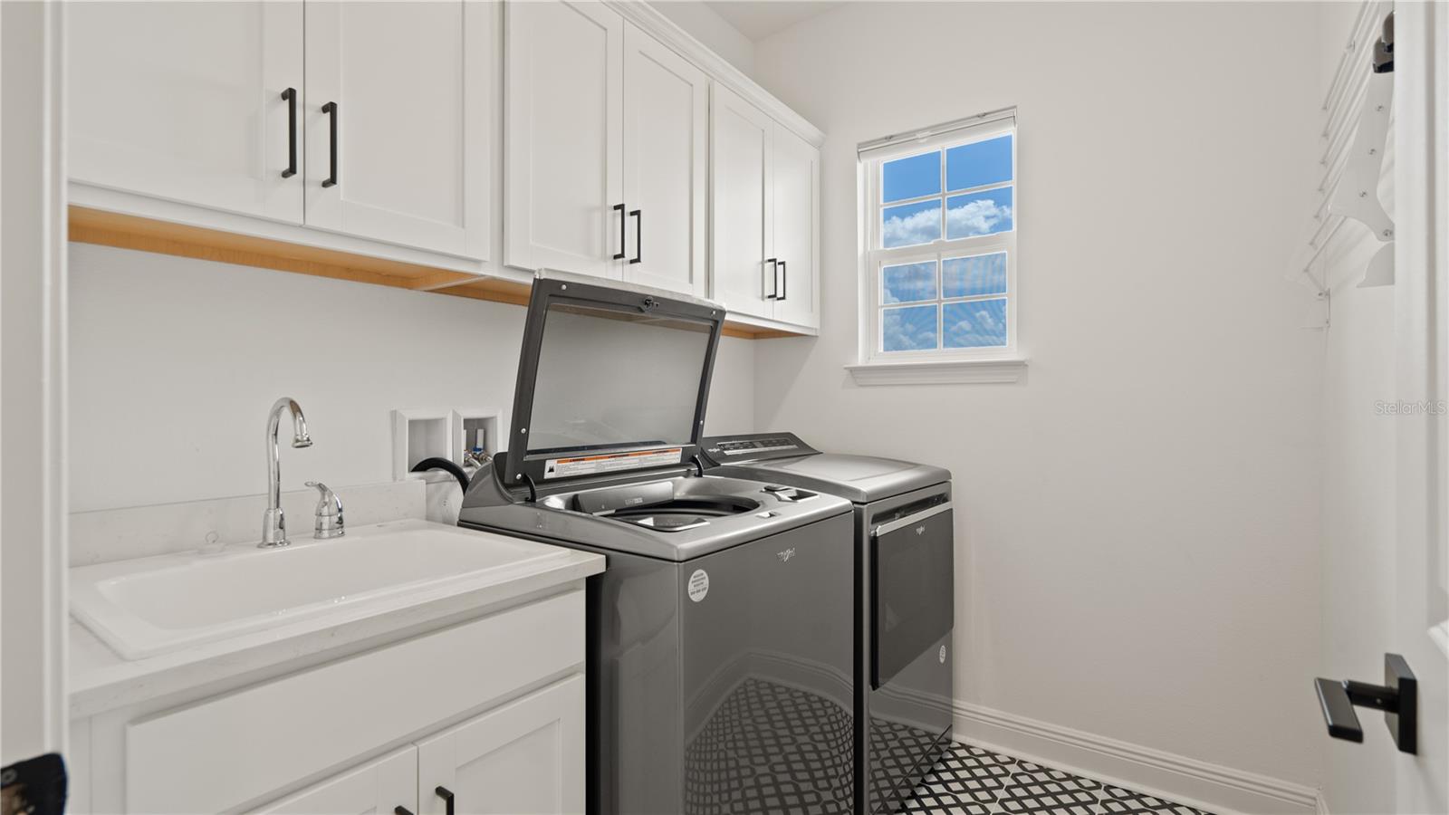 Image 50 of 75 For 15239 Lake Lamonia Street