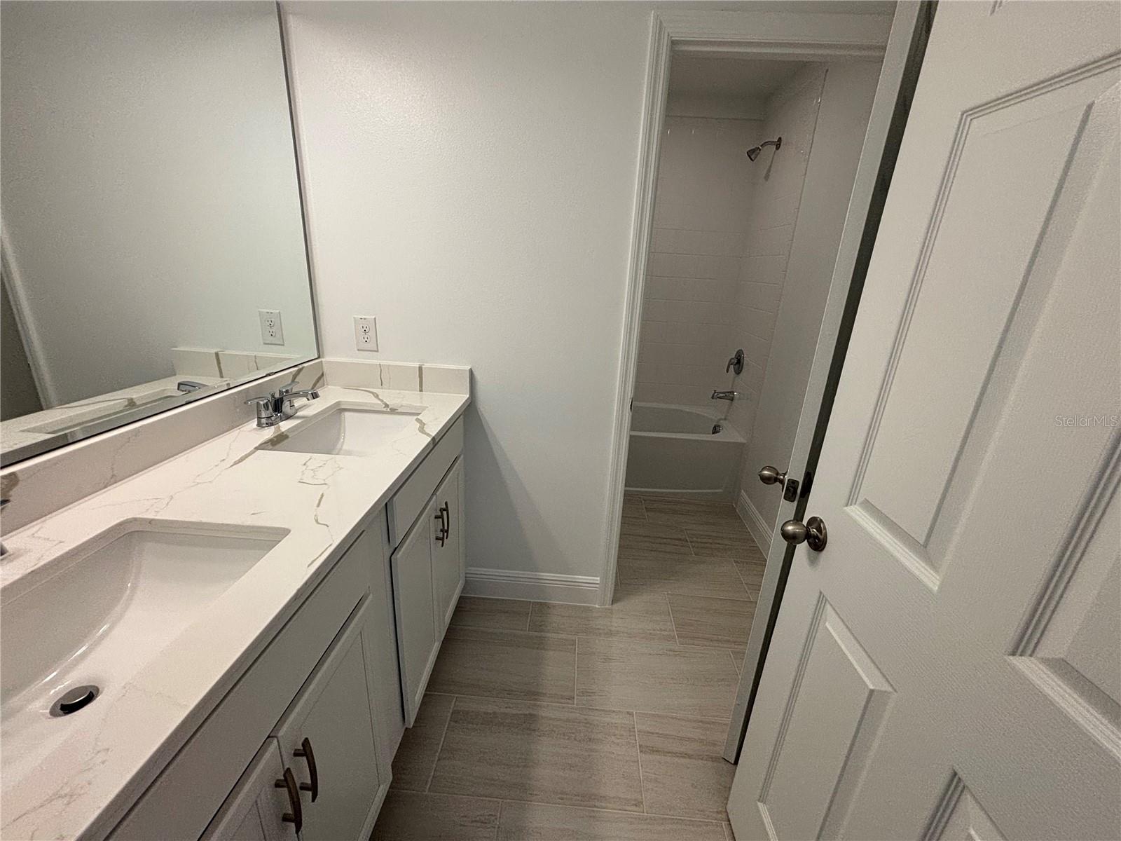 Image 15 of 26 For 6982 Rolling Gardens Loop