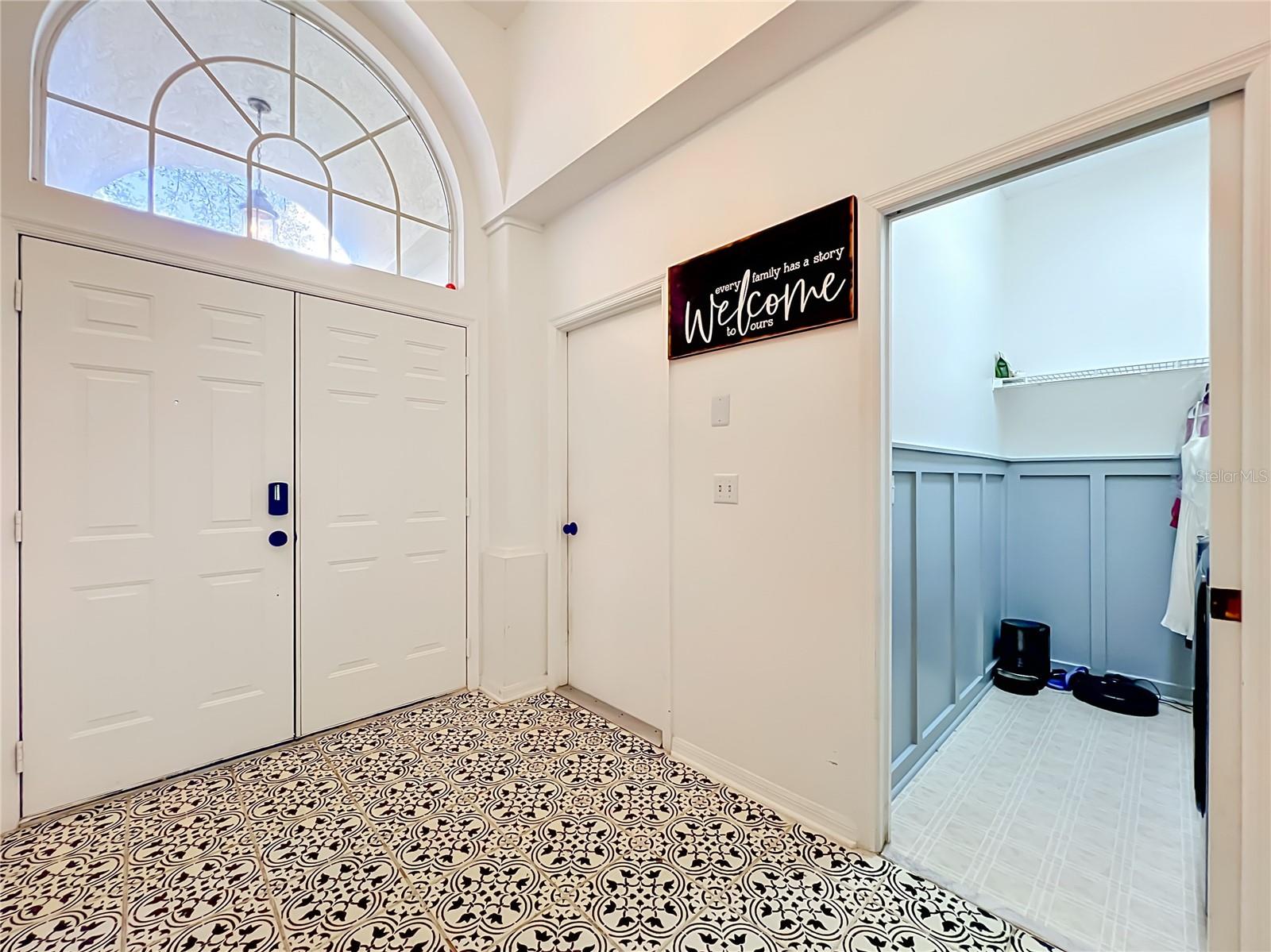 Image 10 of 66 For 2125 Emerald Green Circle