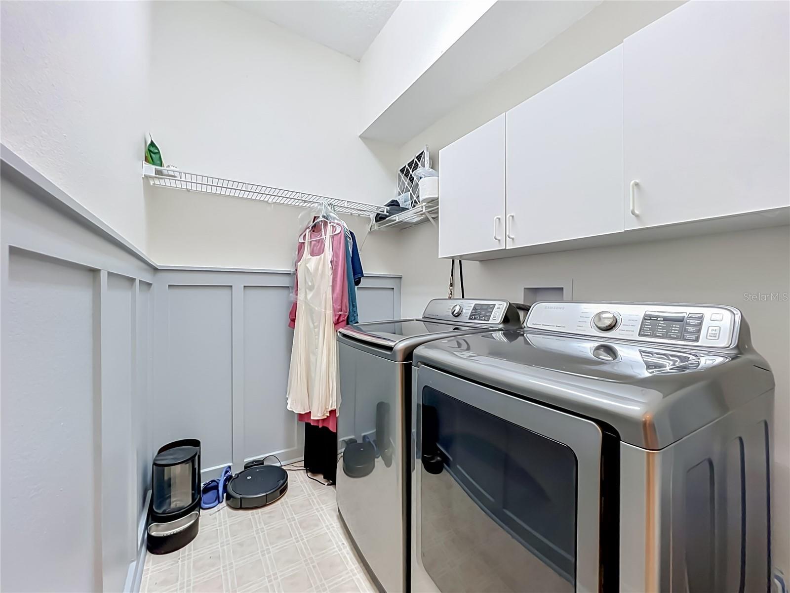 Image 43 of 66 For 2125 Emerald Green Circle