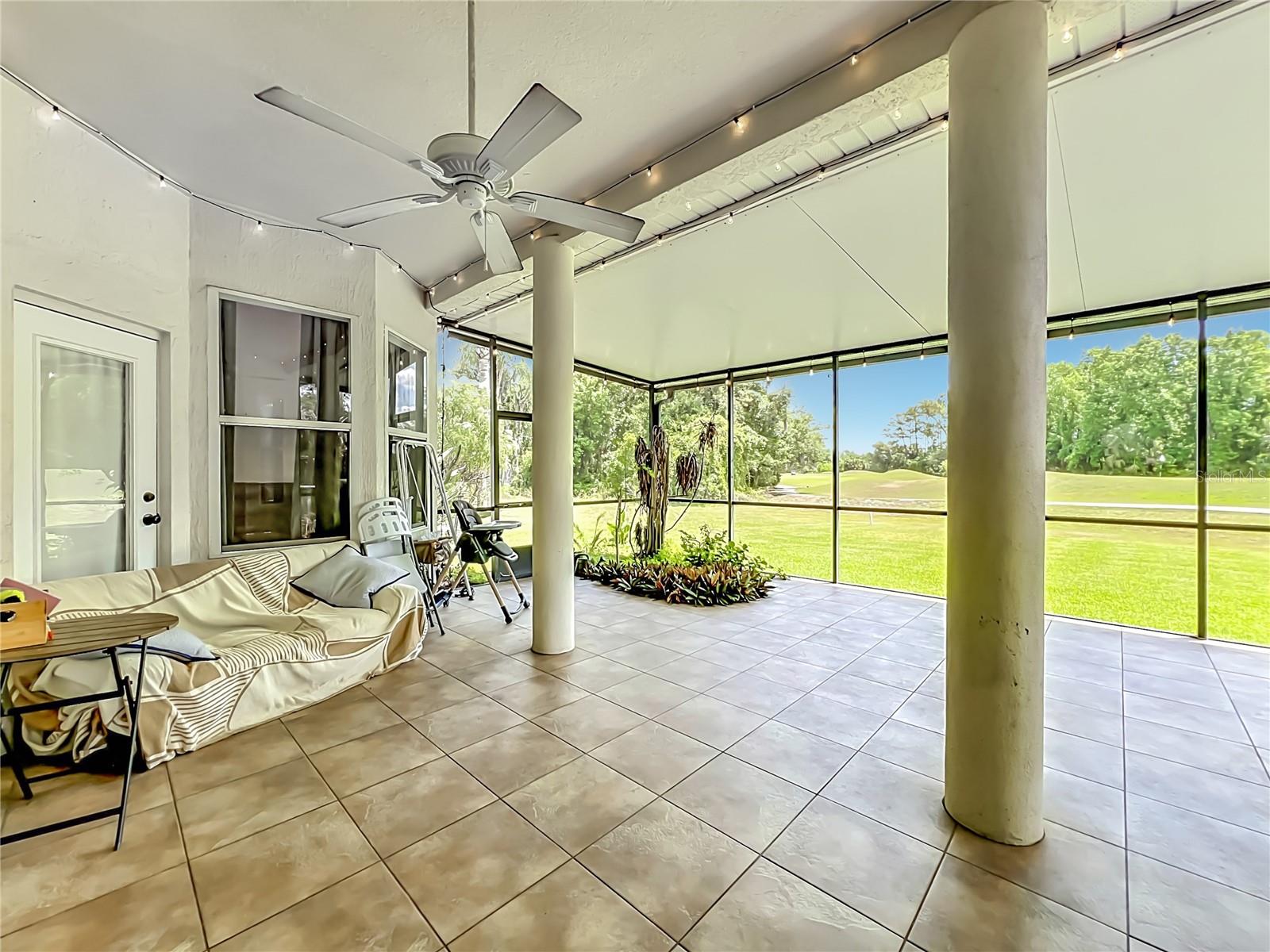 Image 45 of 66 For 2125 Emerald Green Circle