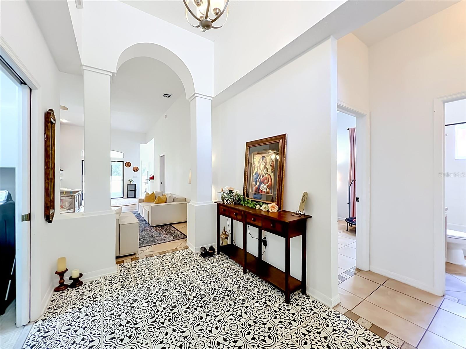 Image 7 of 66 For 2125 Emerald Green Circle