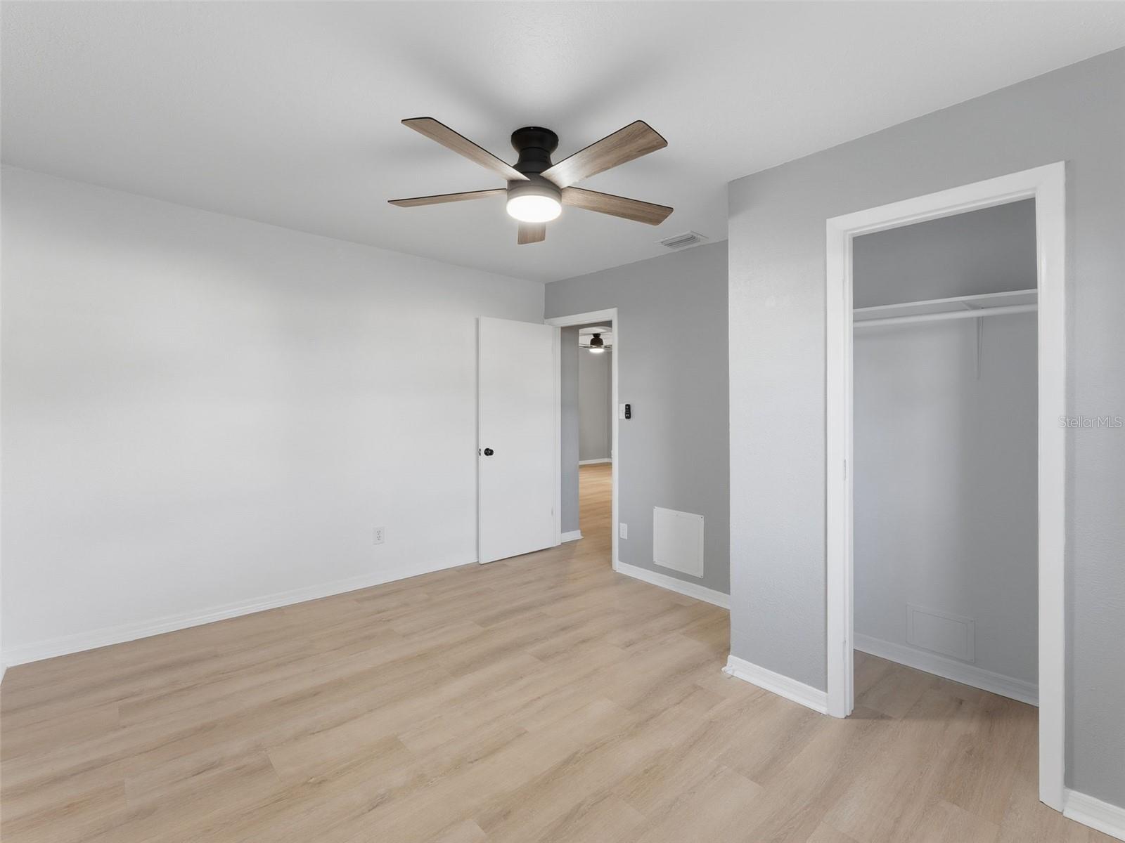 Image 11 of 23 For 17941 Student Acres Street