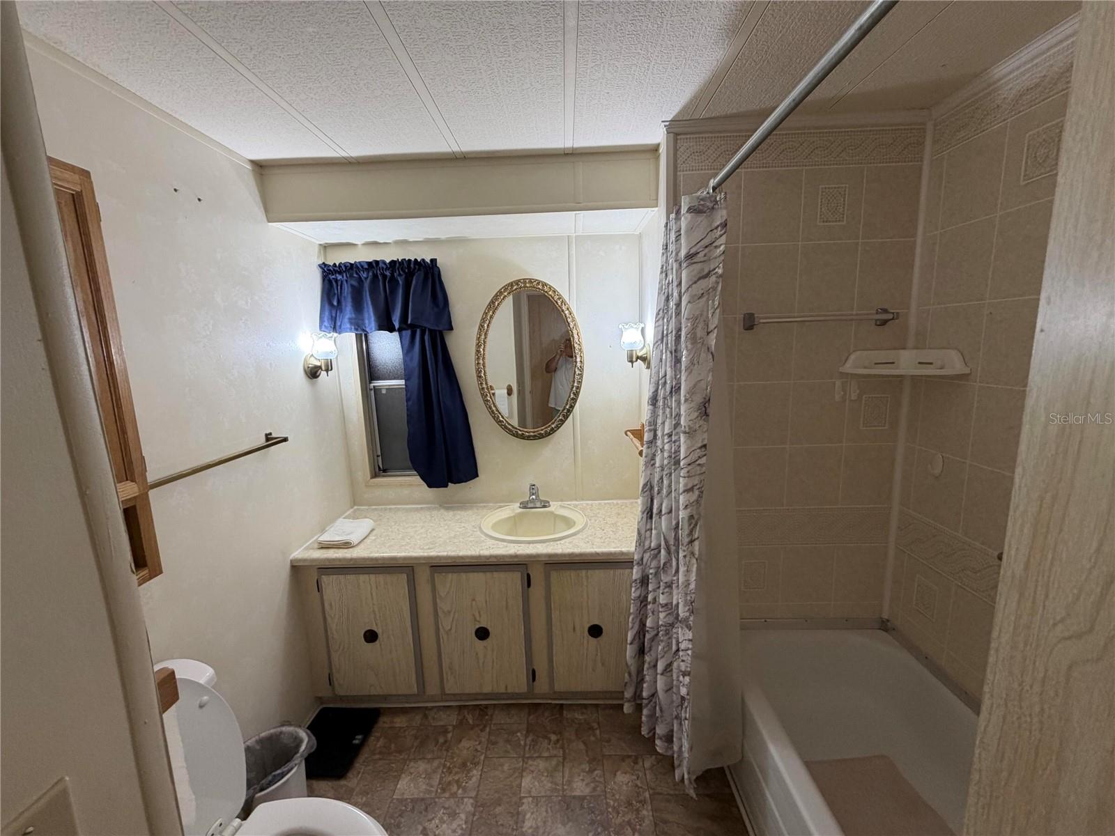 Image 15 of 23 For 930 Tarrson Boulevard