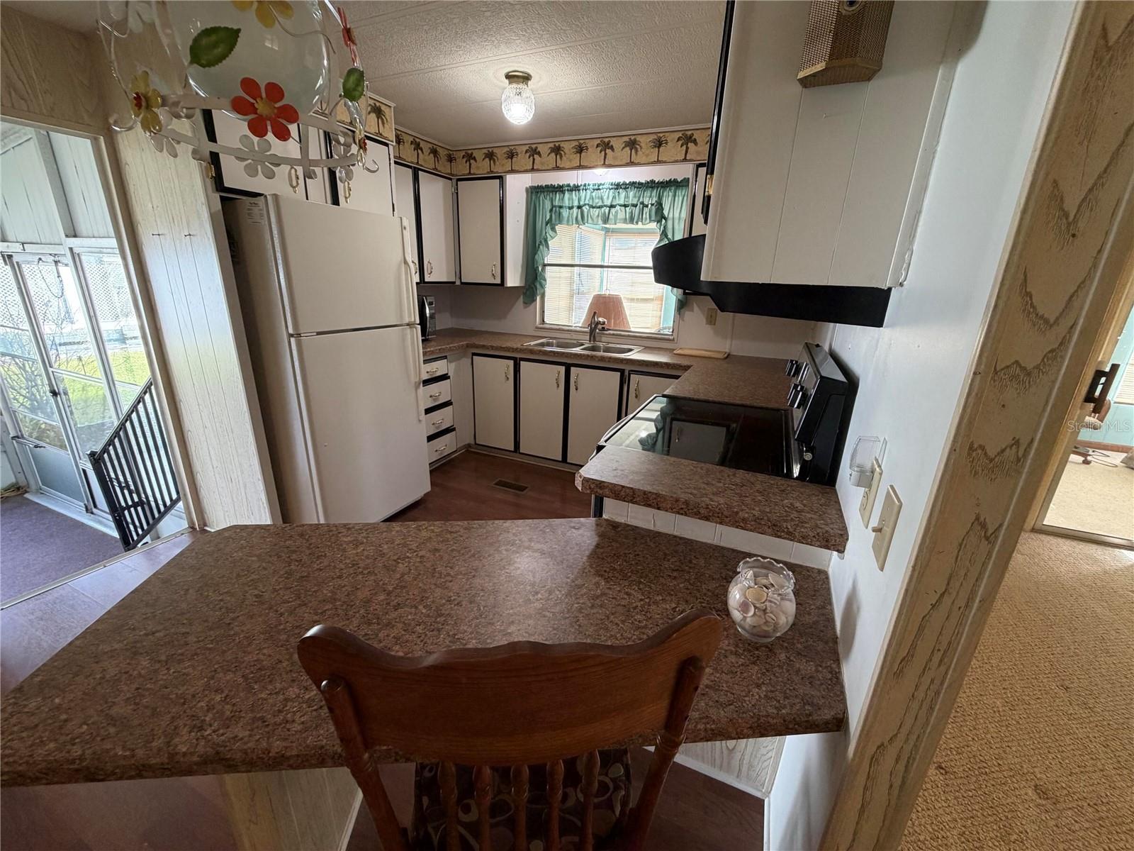Image 4 of 23 For 930 Tarrson Boulevard
