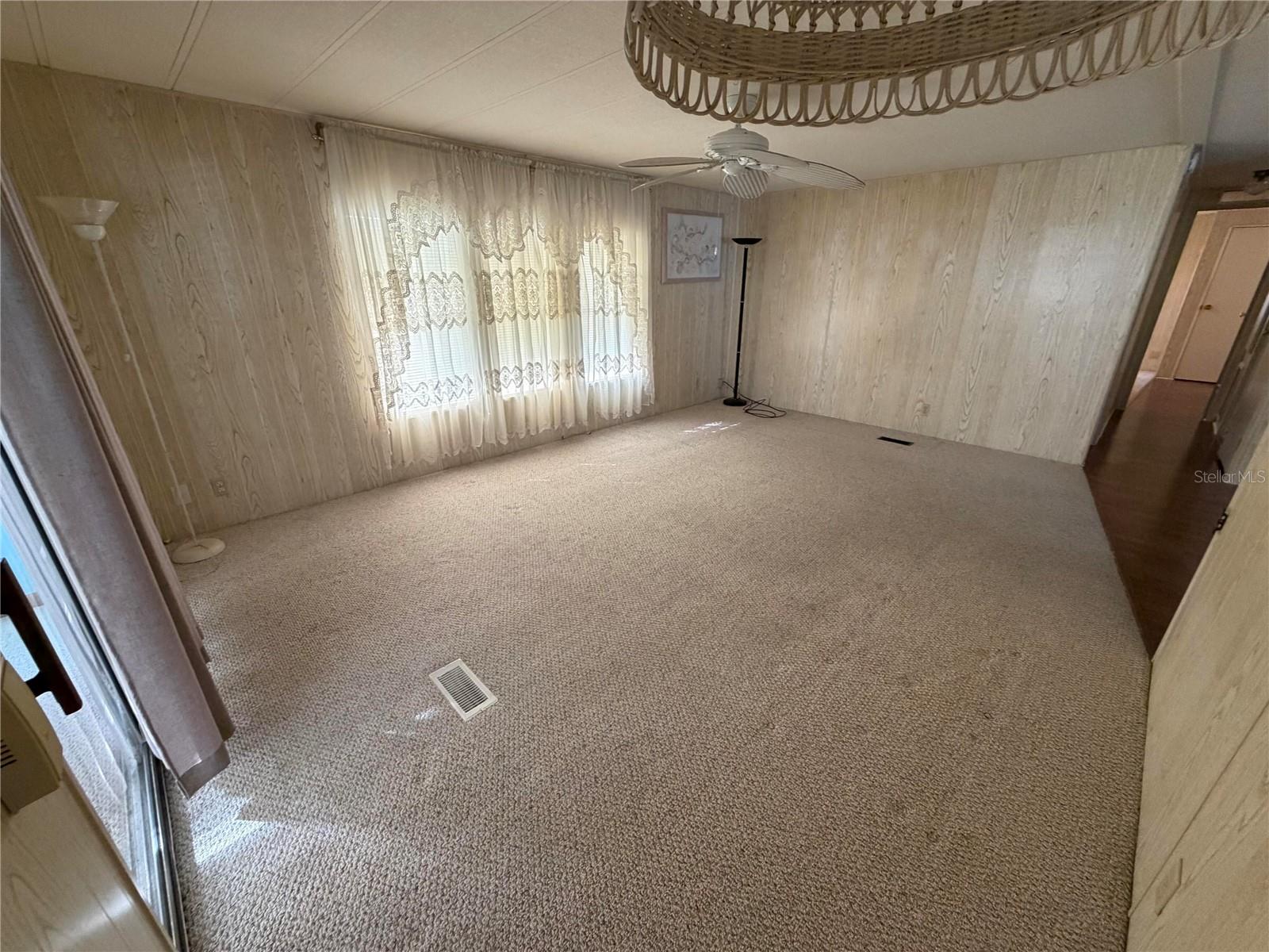 Image 9 of 23 For 930 Tarrson Boulevard