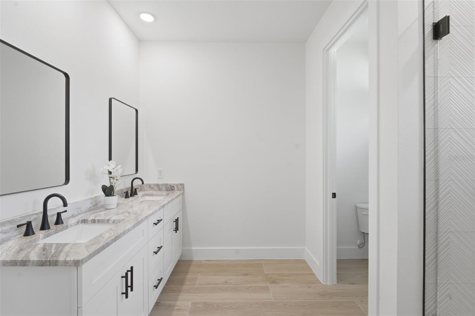 Image 17 of 47 For 1907 Mae Street